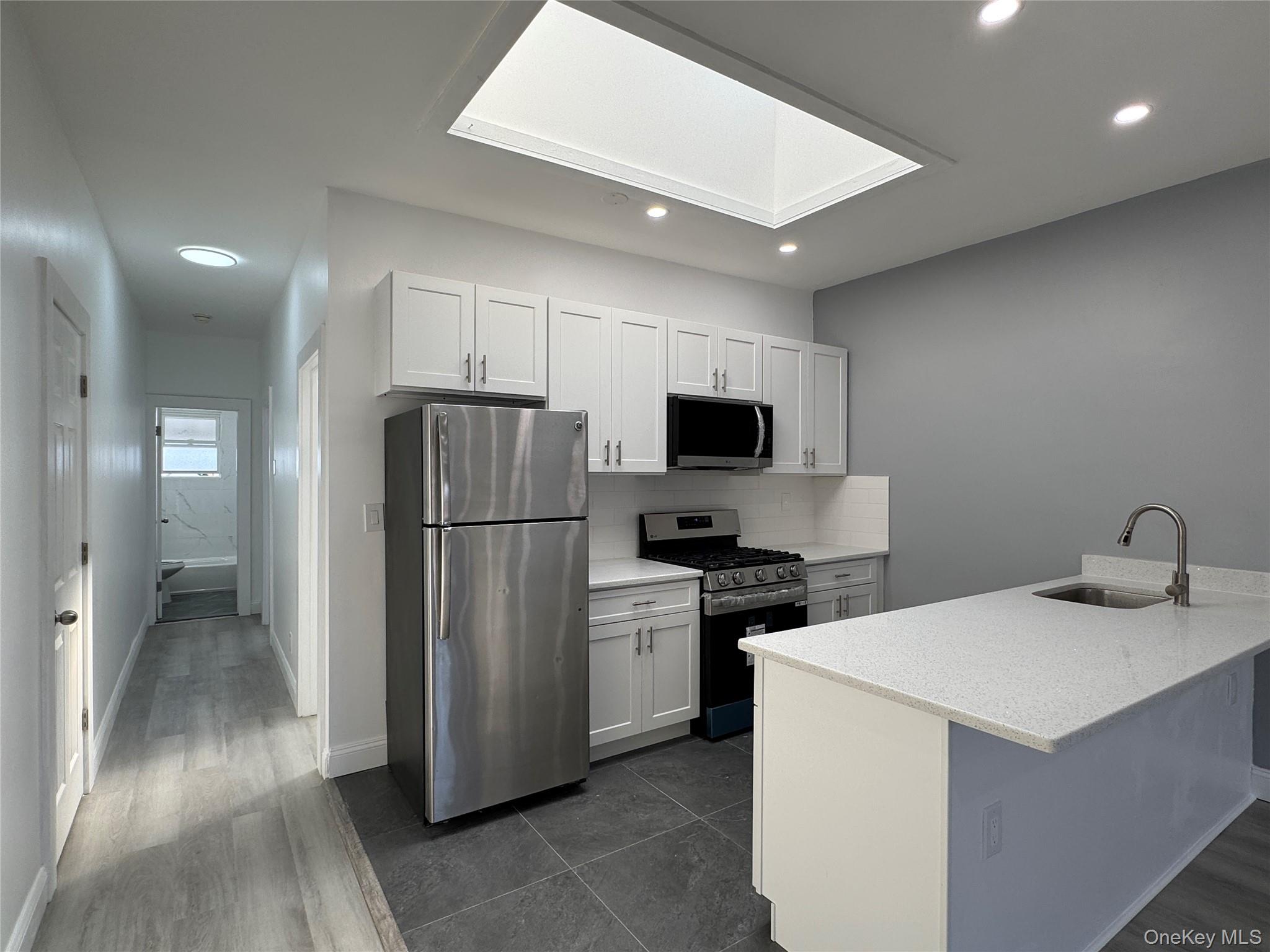 209-211 Main Street # 2S, Farmingdale, NY 11735