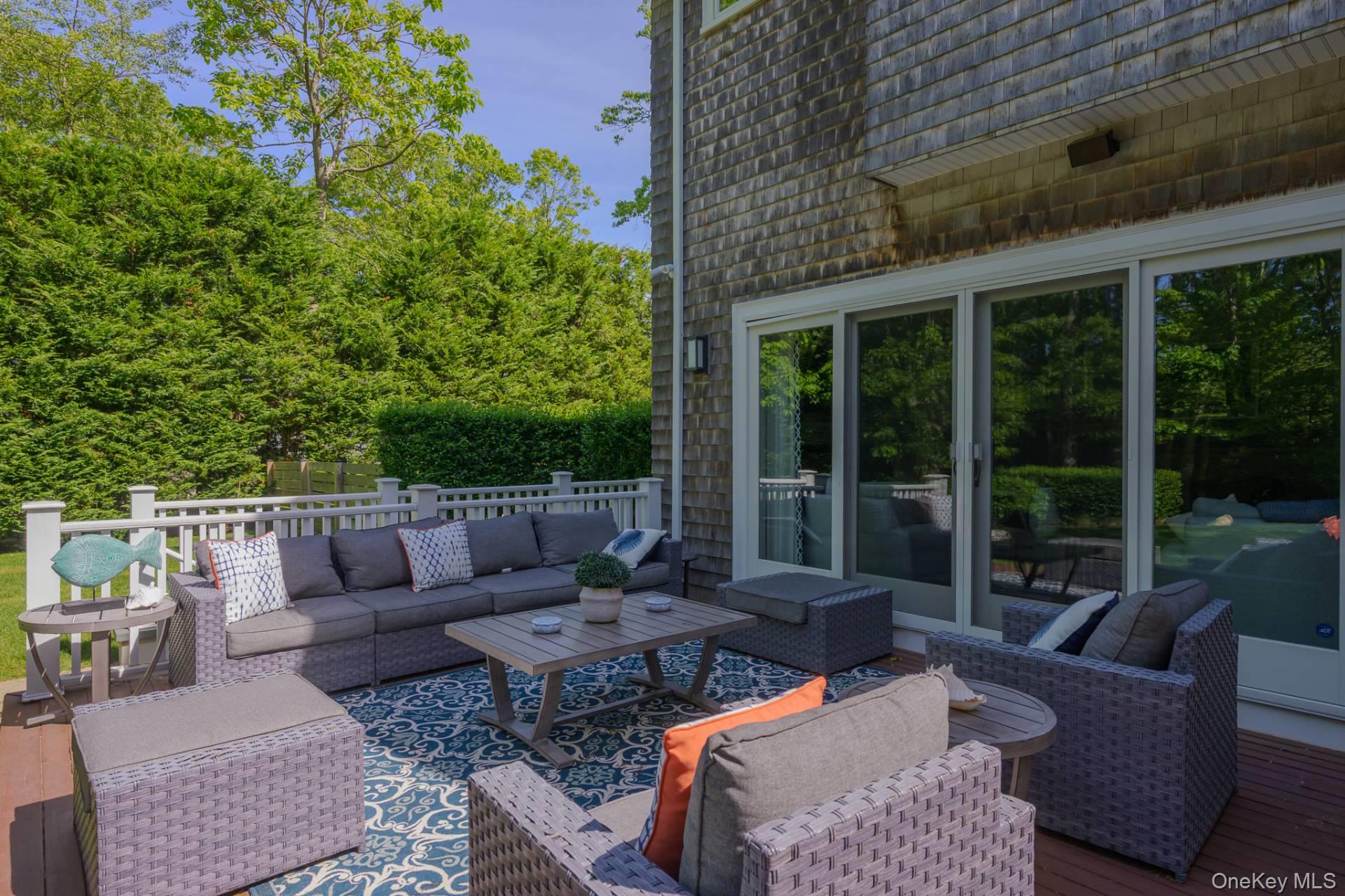 147 Warfield Way, Southampton, NY 11968