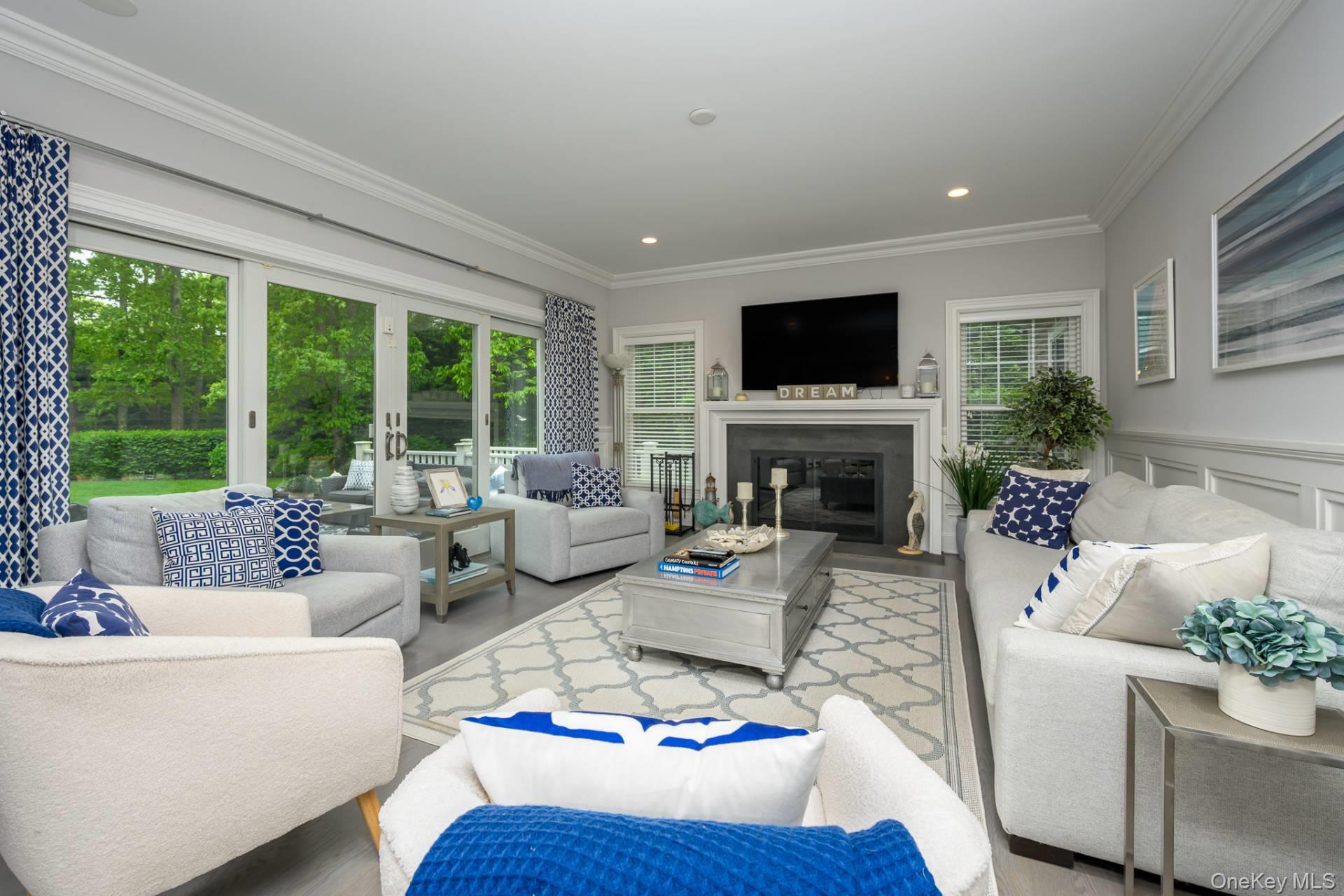 147 Warfield Way, Southampton, NY 11968