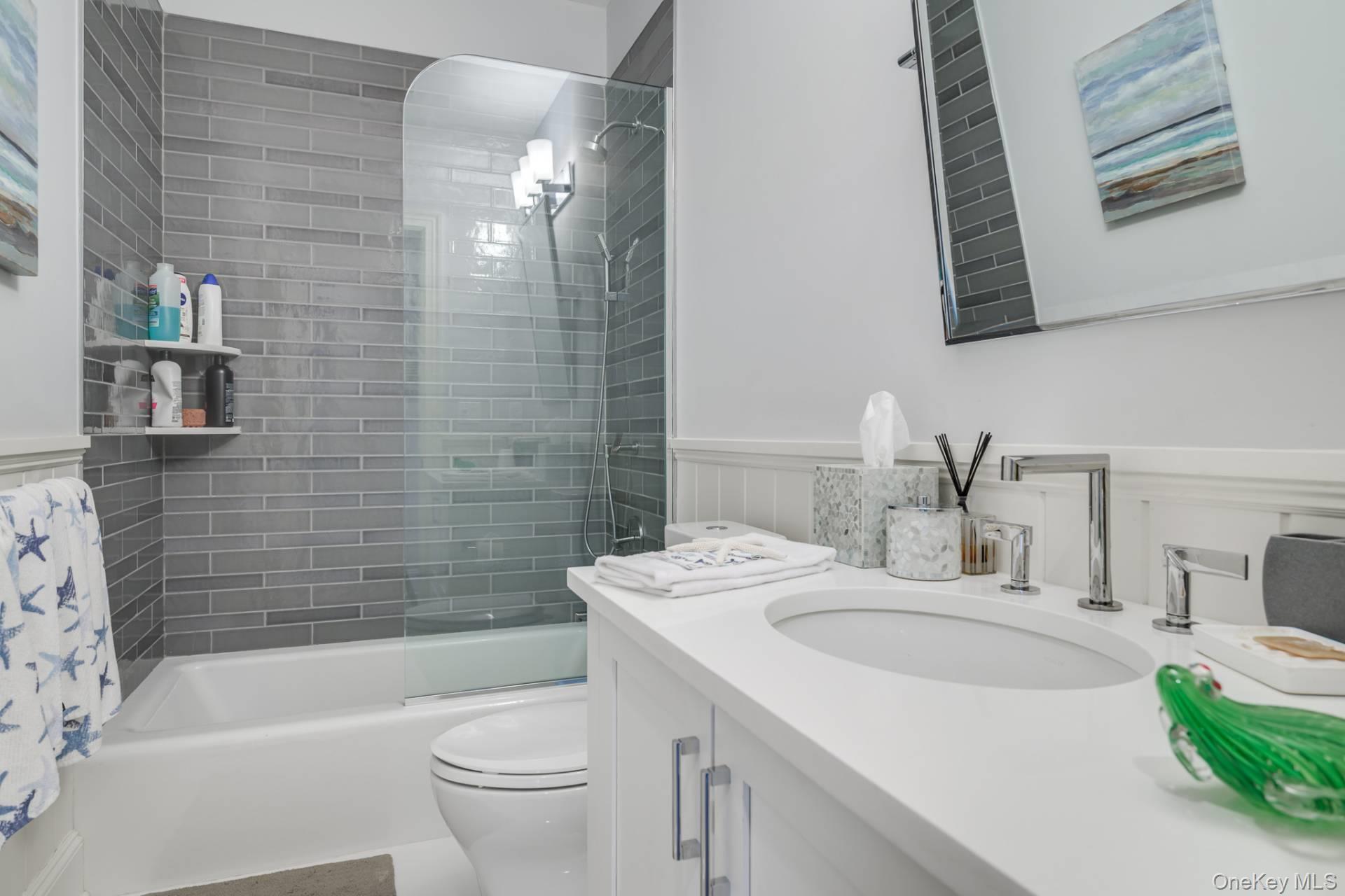 147 Warfield Way, Southampton, NY 11968