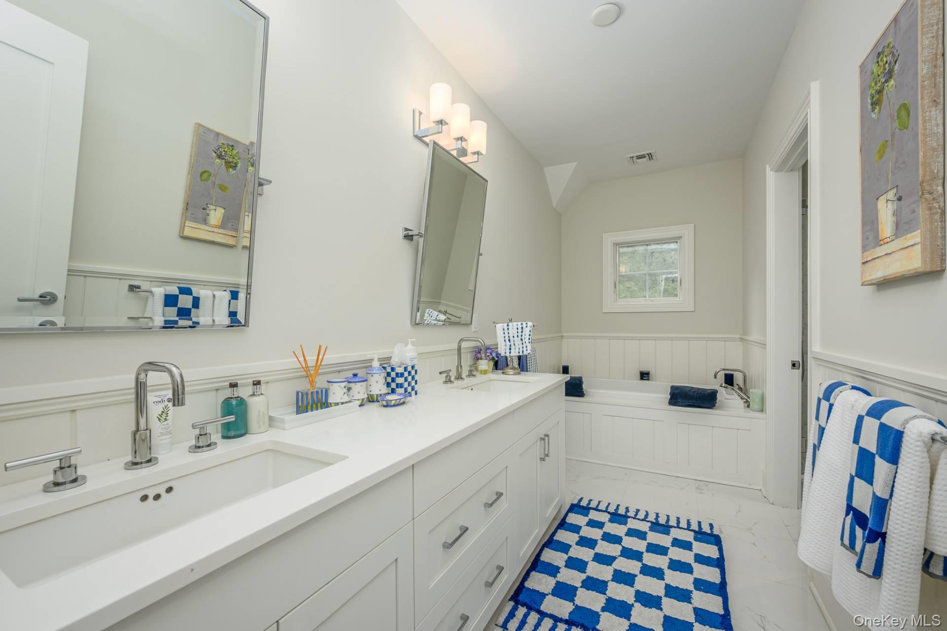 147 Warfield Way, Southampton, NY 11968