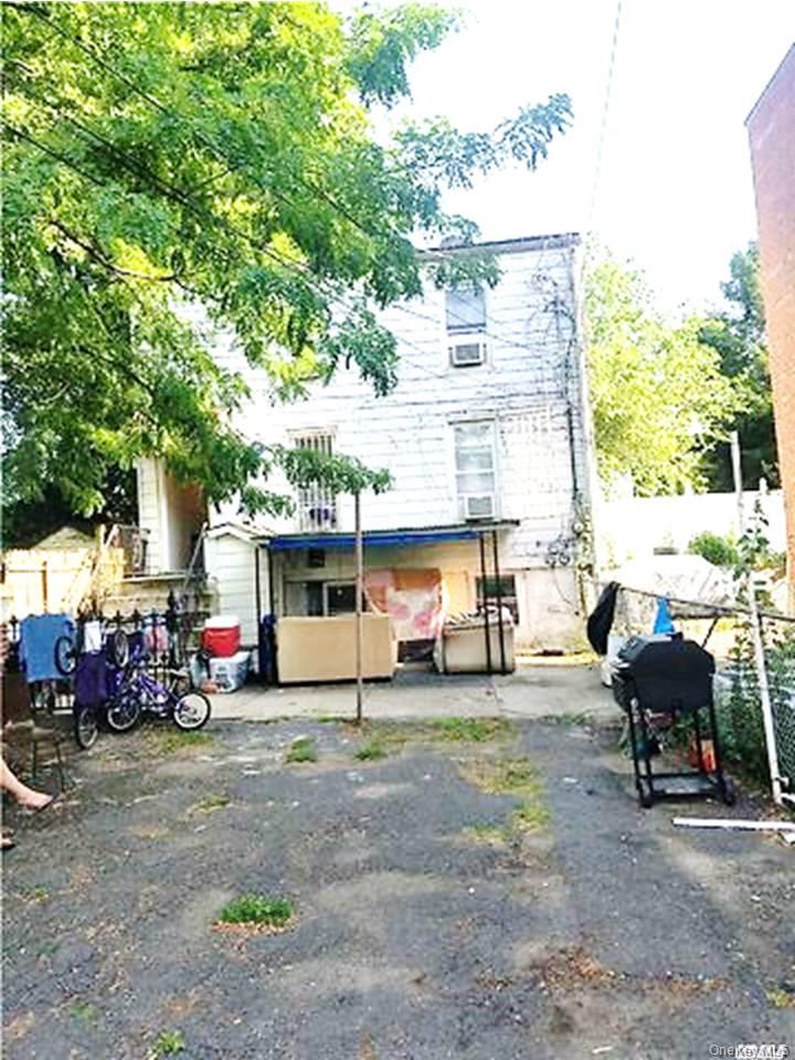 6730 49 Avenue, Woodside, NY 11377