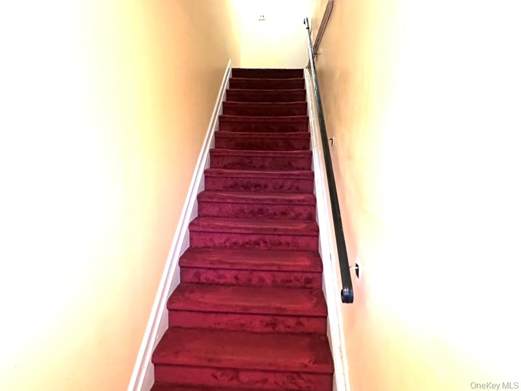 700 Broadway # 26, Amityville, NY 11701