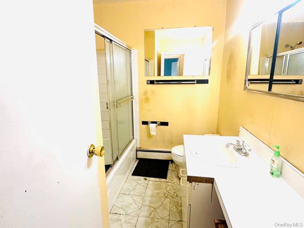 700 Broadway # 26, Amityville, NY 11701