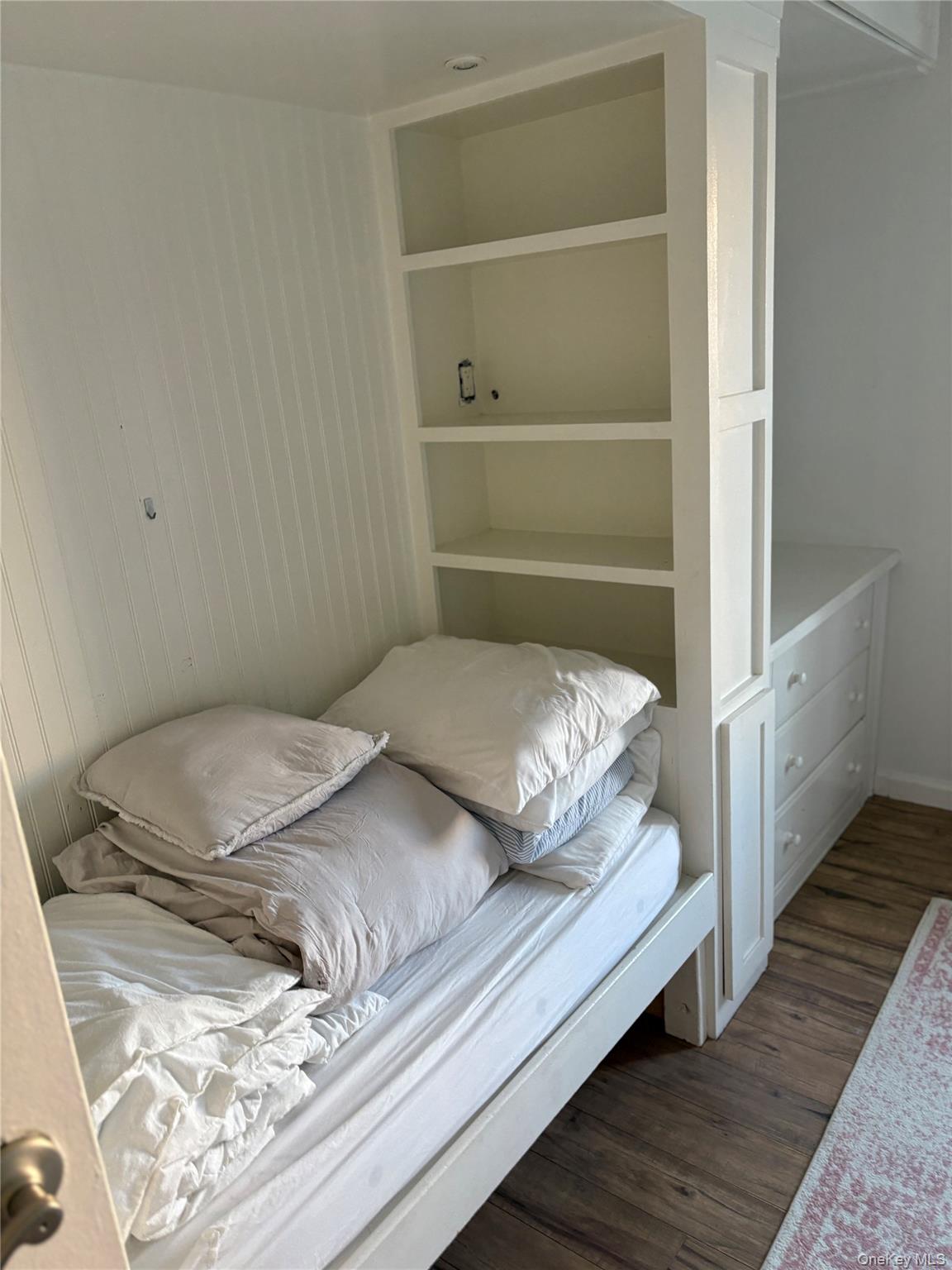 100 W Broadway # 2P, Long Beach, NY 11561