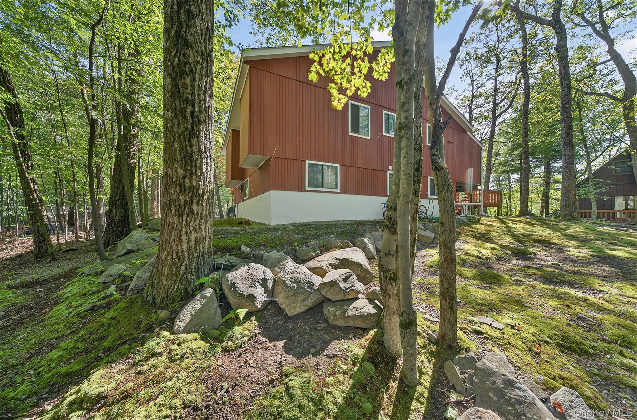 75 Pebble Path, Rock Hill, NY 12775