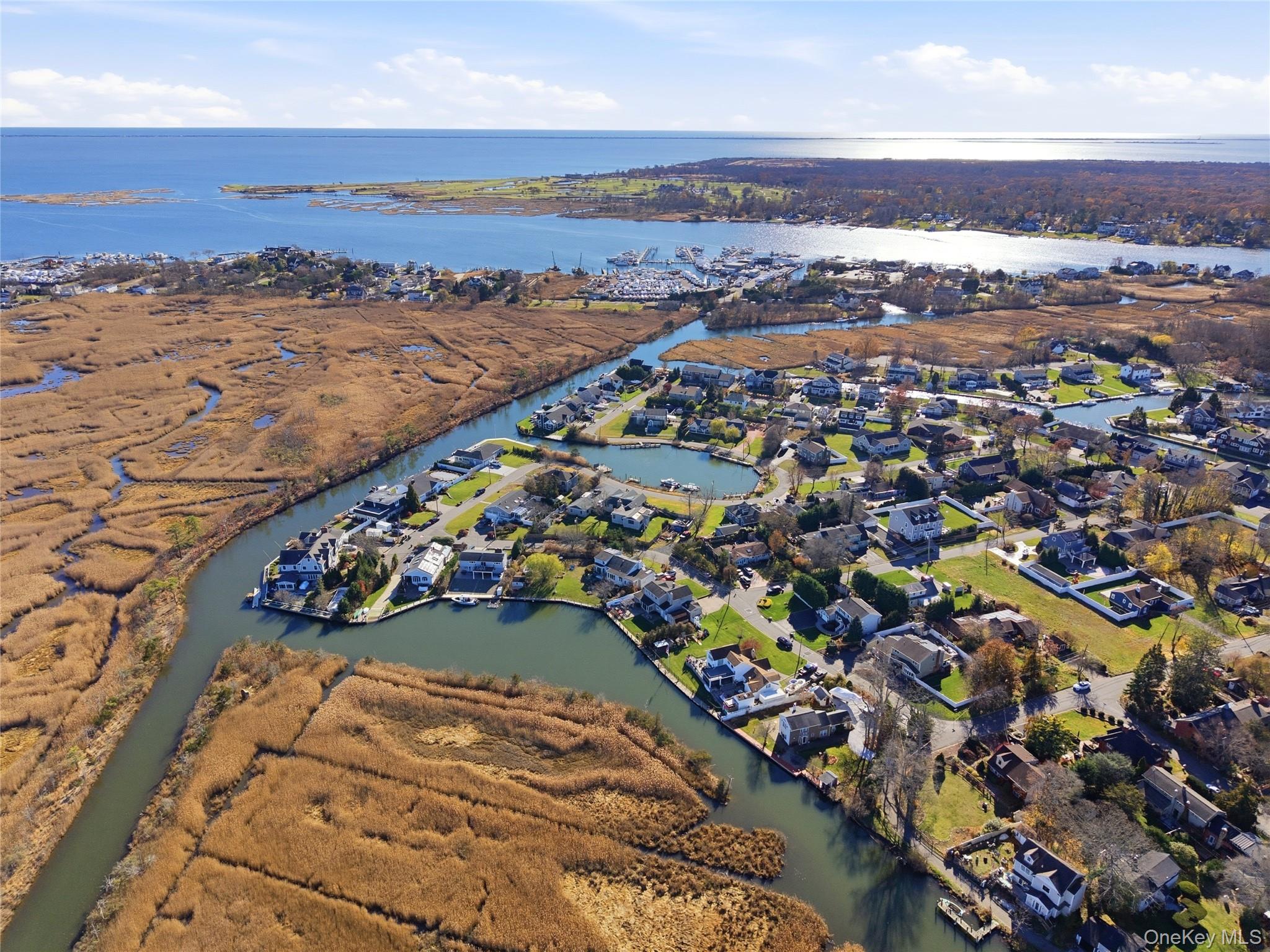 625 Edgewater Road, Oakdale, NY 11769