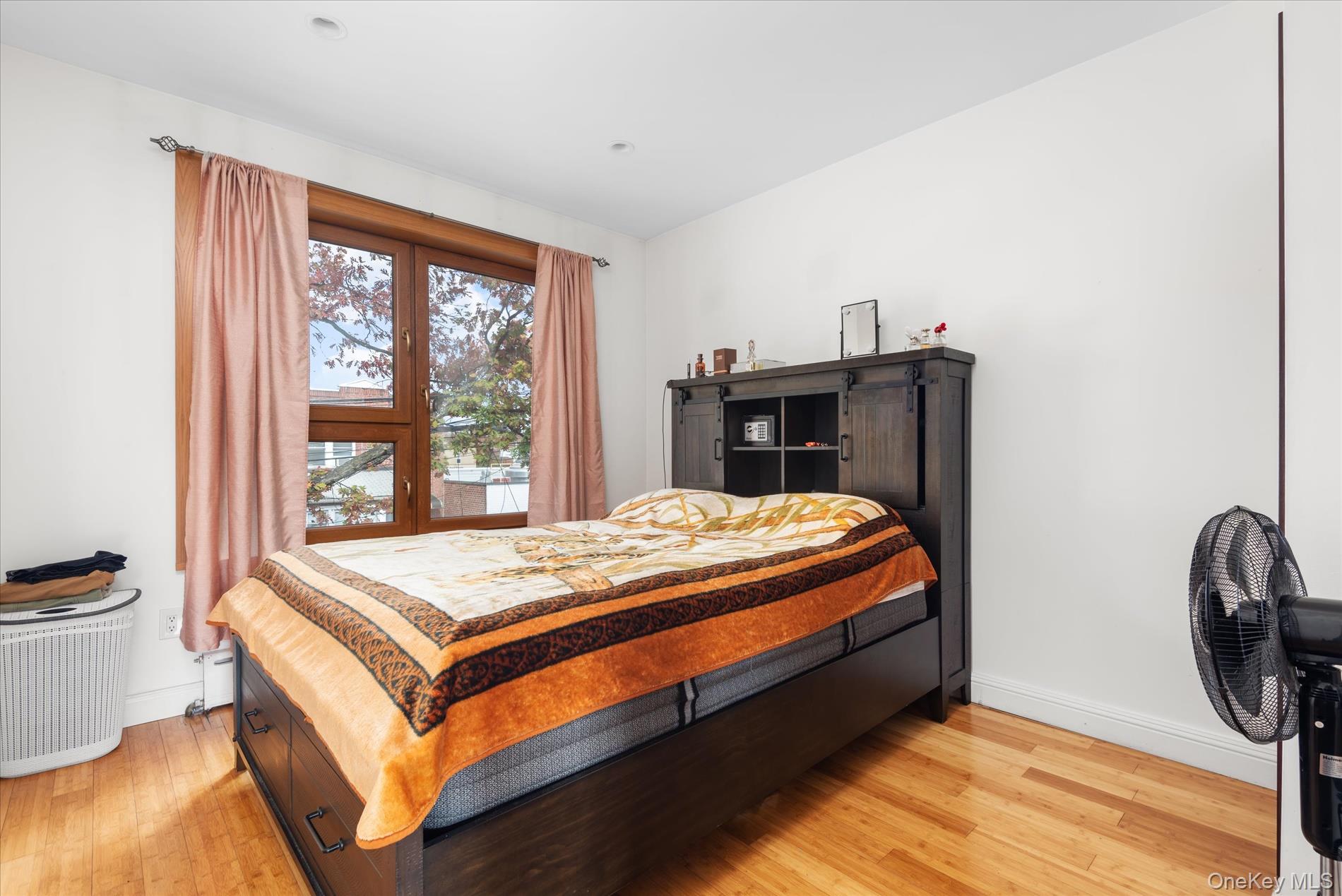 61-06 60th Drive, Maspeth, NY 11378