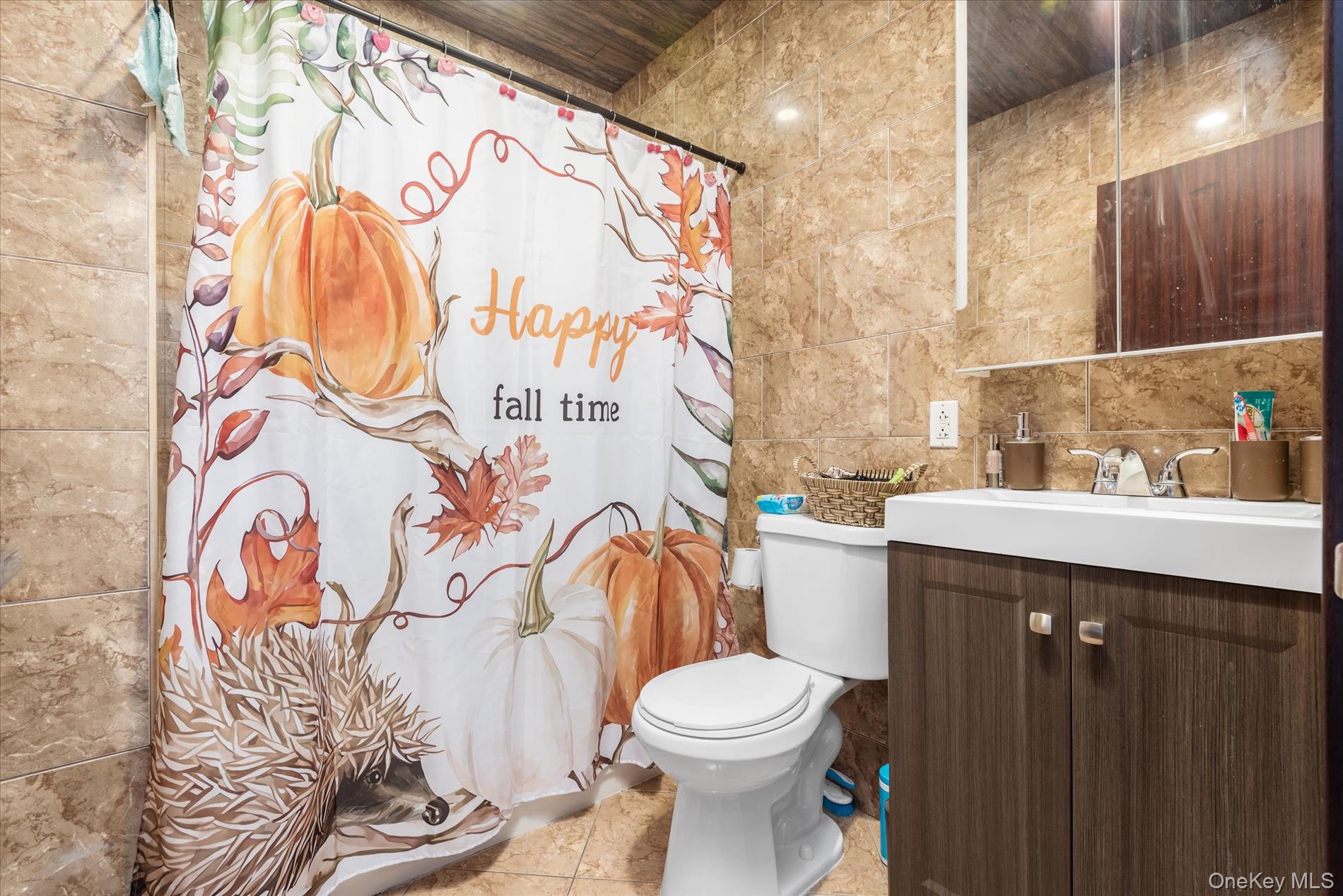 61-06 60th Drive, Maspeth, NY 11378