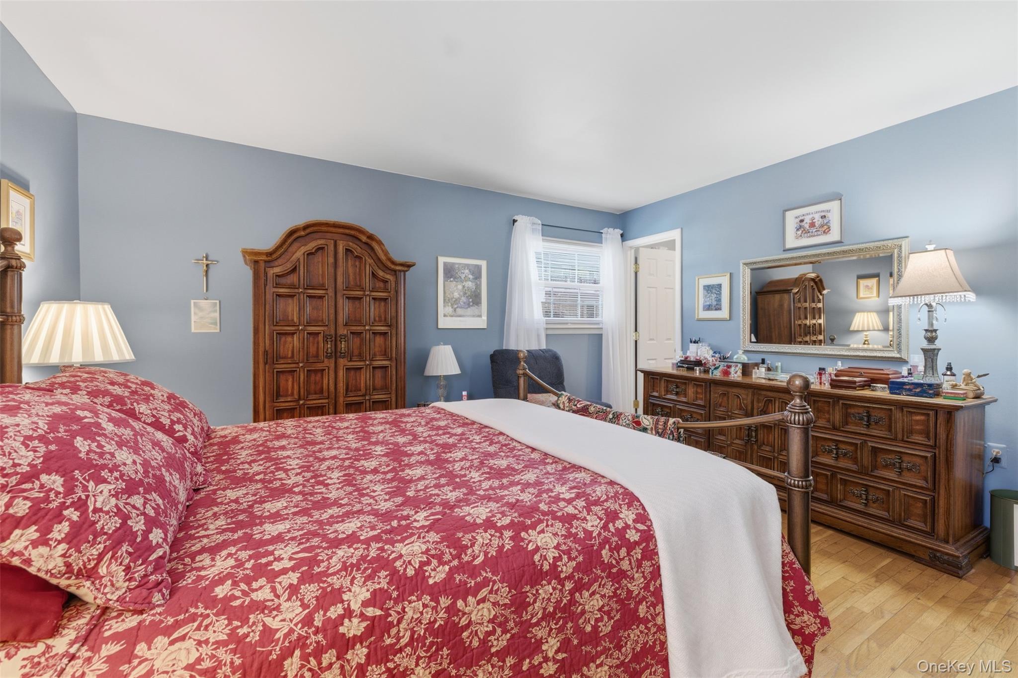 1 Weather Vane Way, Middletown, NY 10940