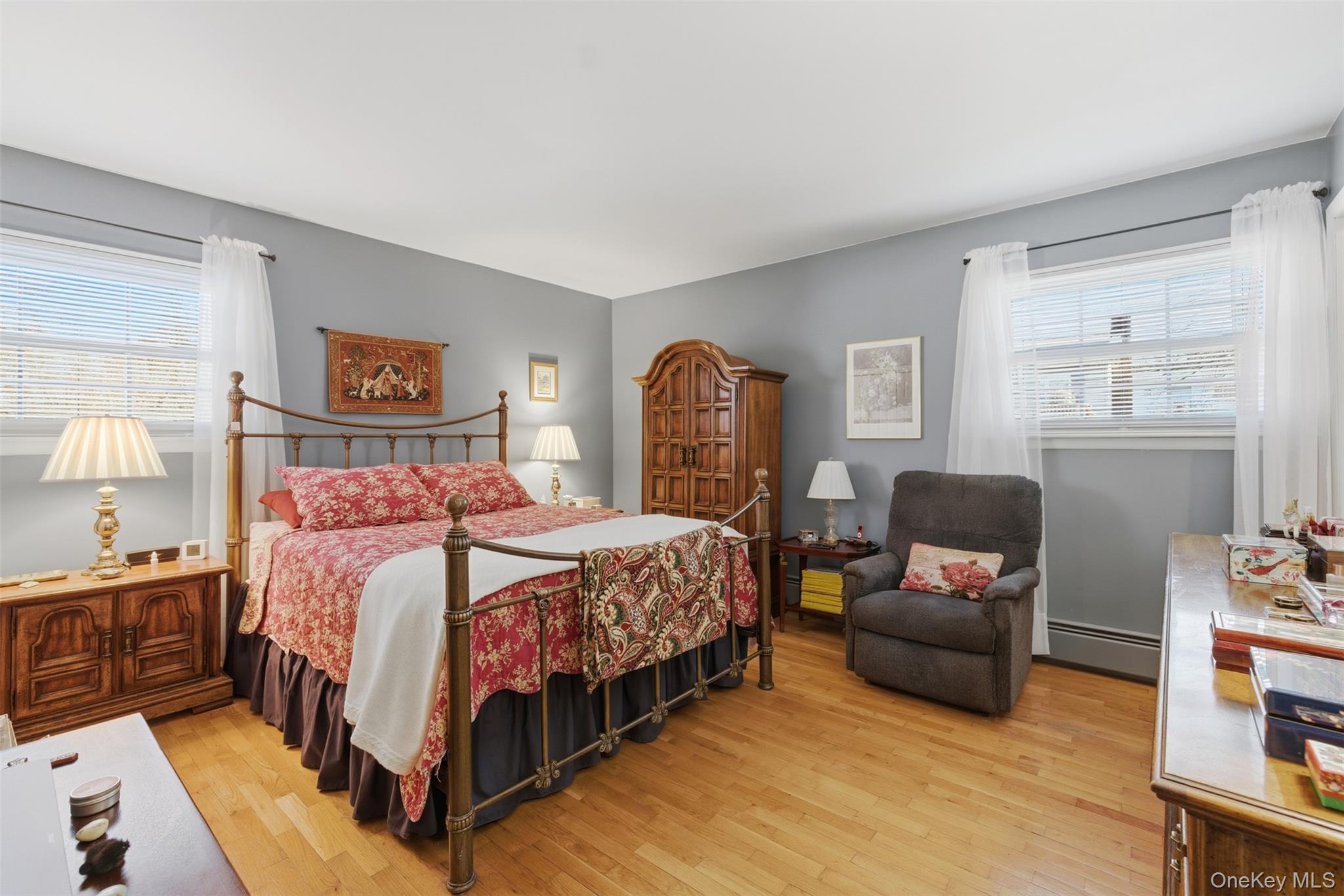 1 Weather Vane Way, Middletown, NY 10940