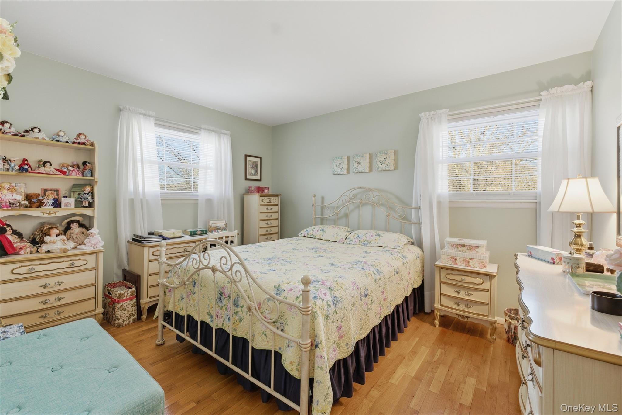 1 Weather Vane Way, Middletown, NY 10940