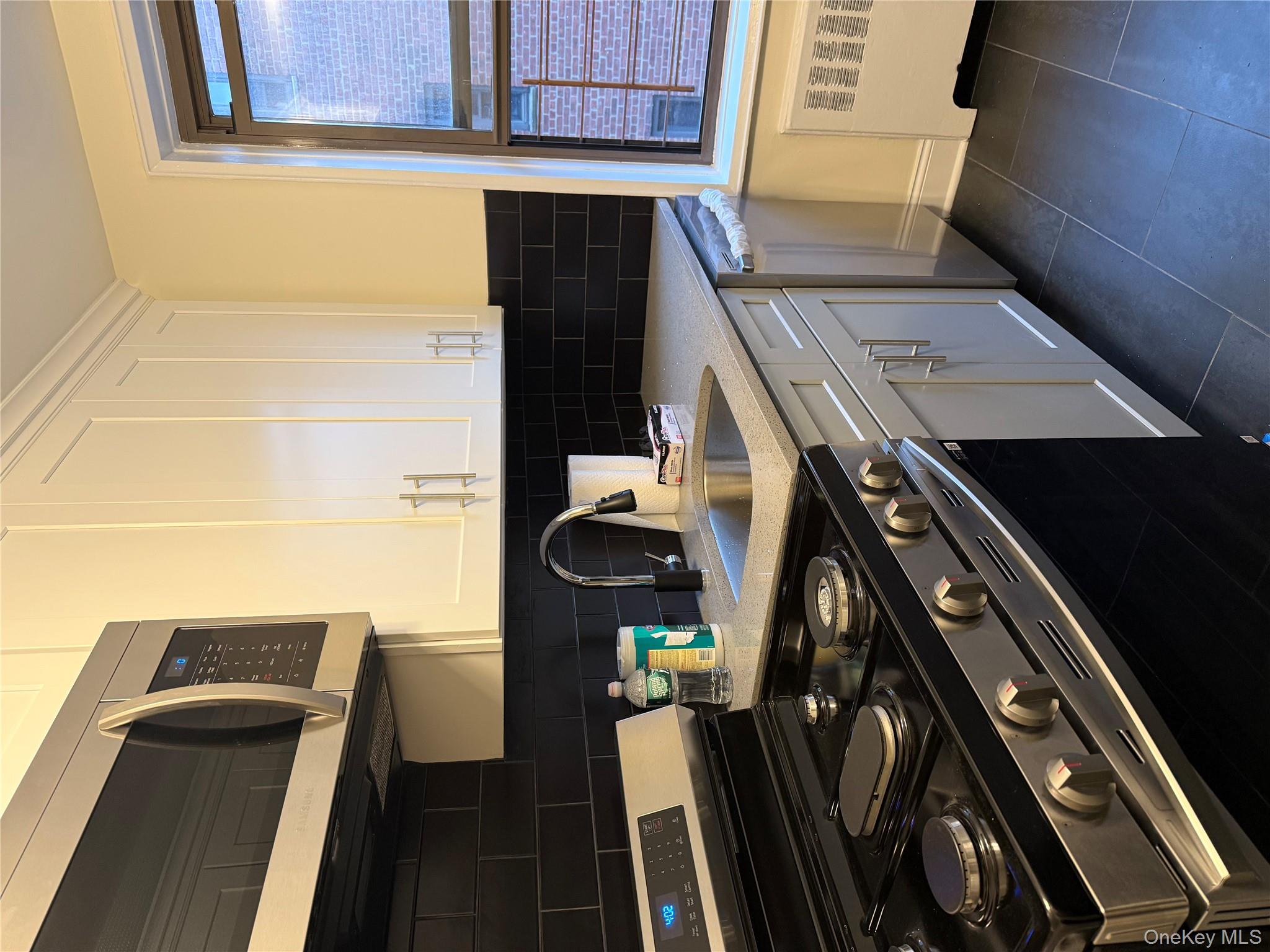 555 McLean Avenue # 5A, Yonkers, NY 10705