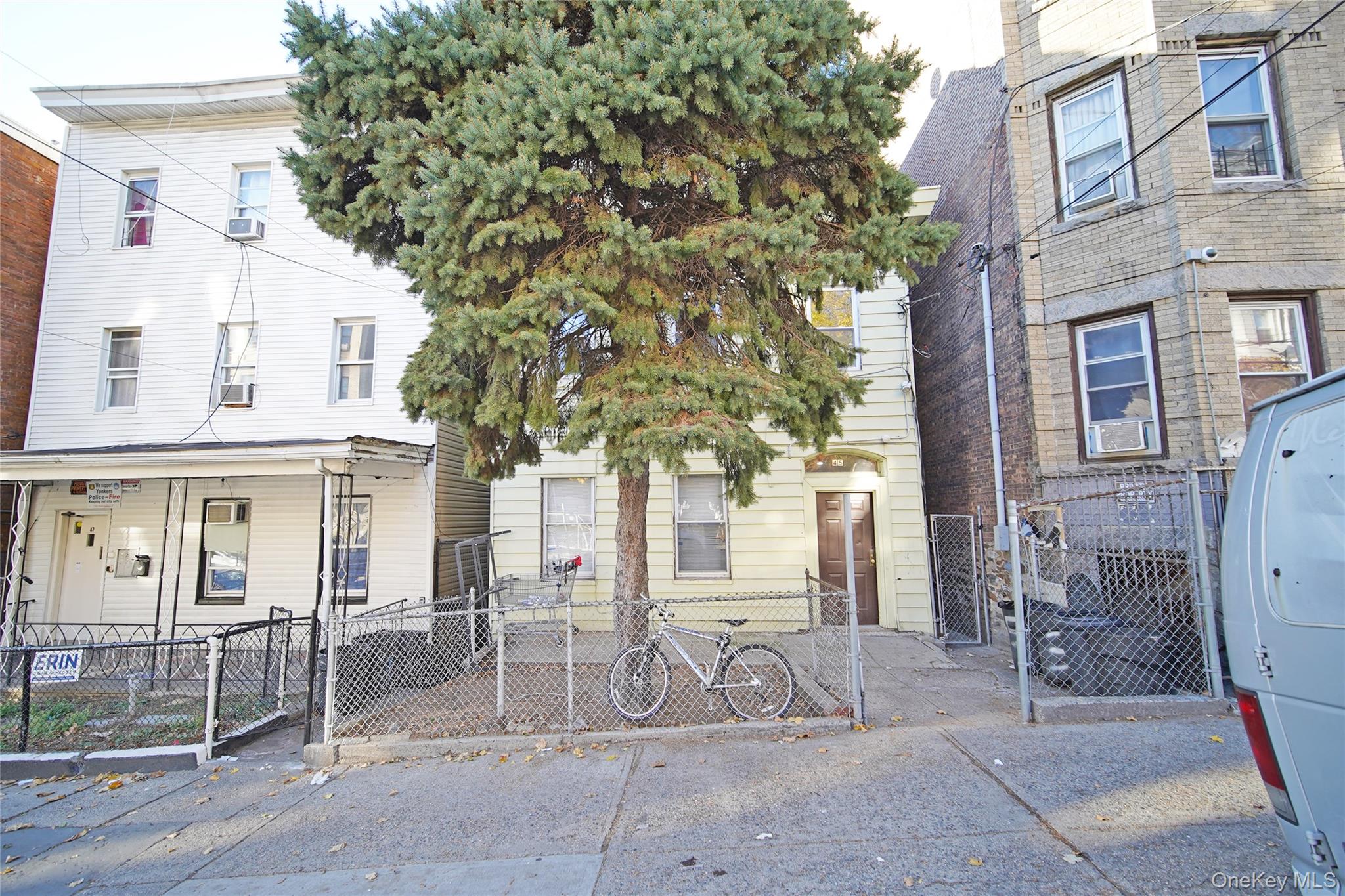 45 linden st, Yonkers, NY 10701