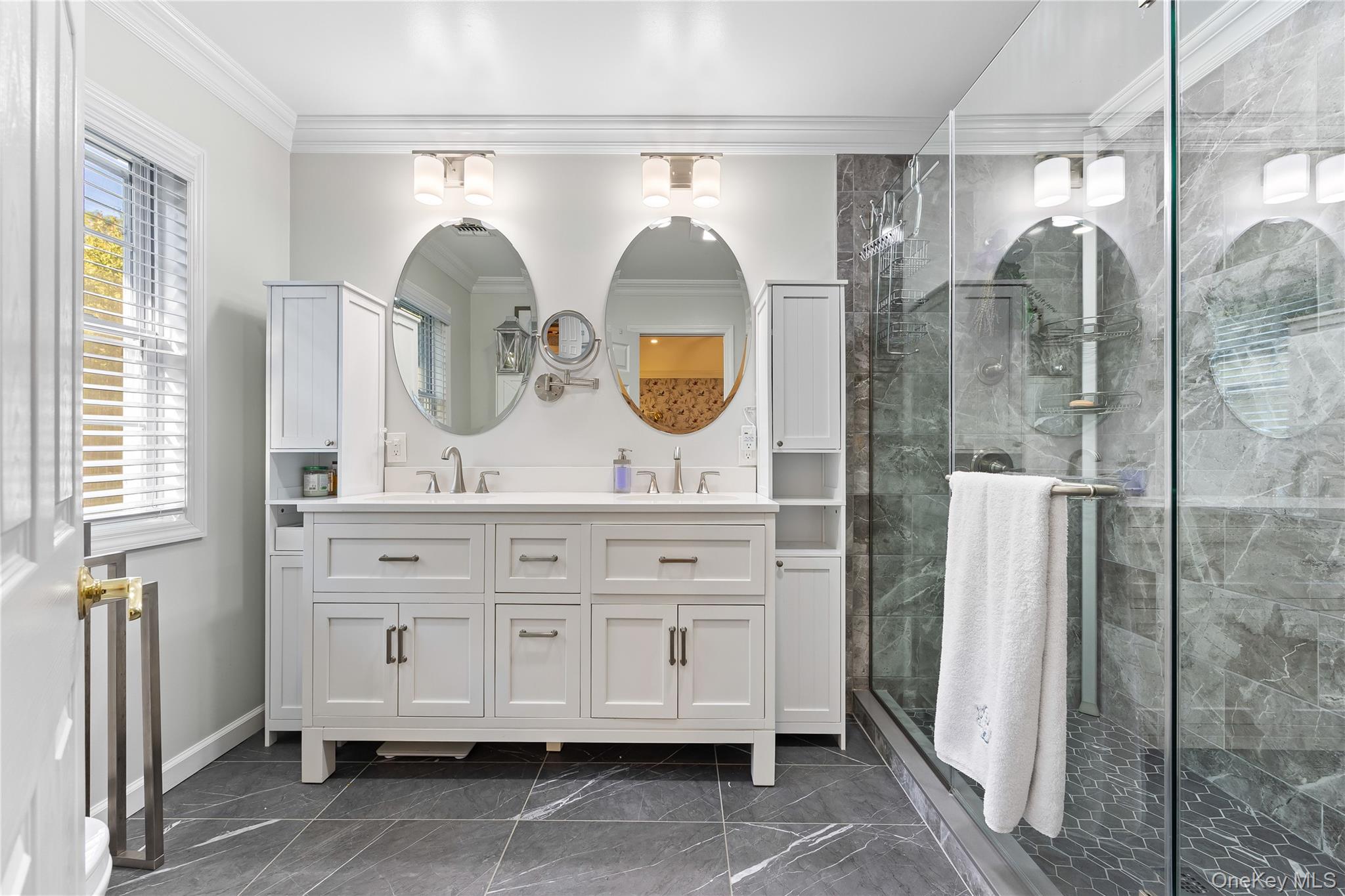 2 Spring Court, Huntington, NY 11743