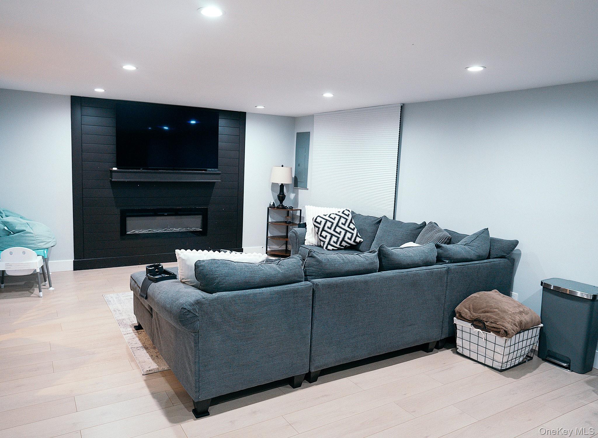 19 Rose Lane, Wappingers Falls, NY 12590