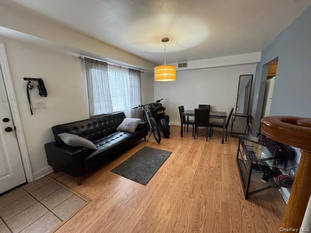 227 Hill Rise, Calverton, NY 11933