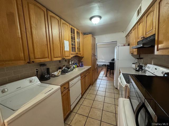 227 Hill Rise, Calverton, NY 11933