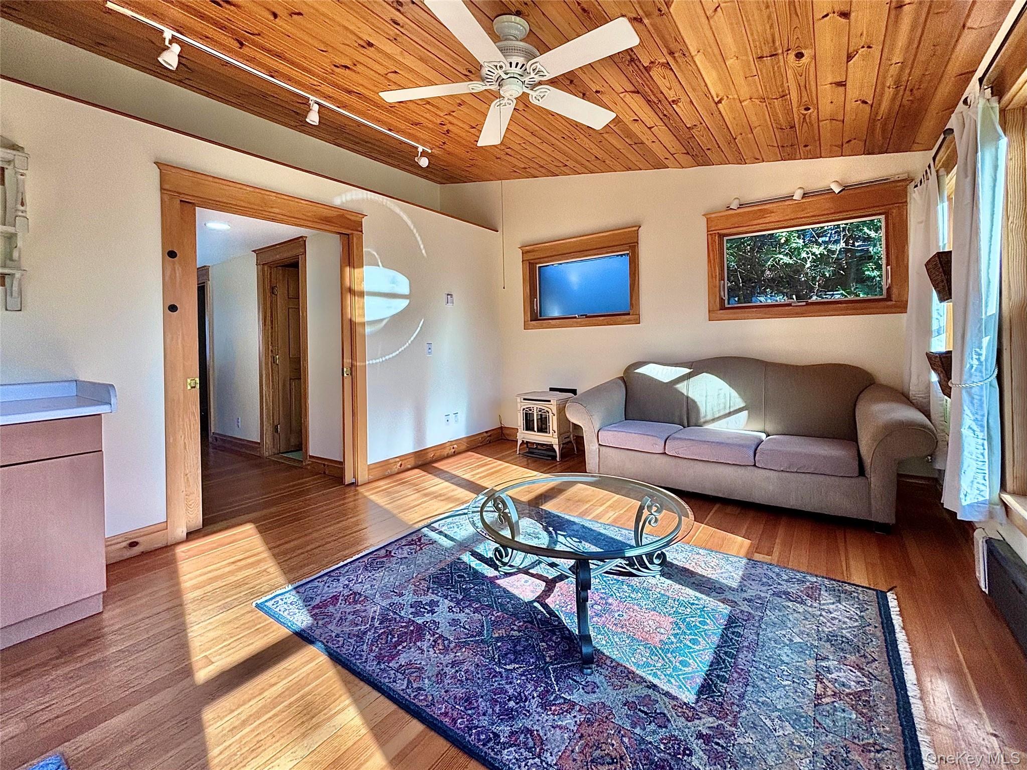 60 Livingston Street, Rhinebeck, NY 12572