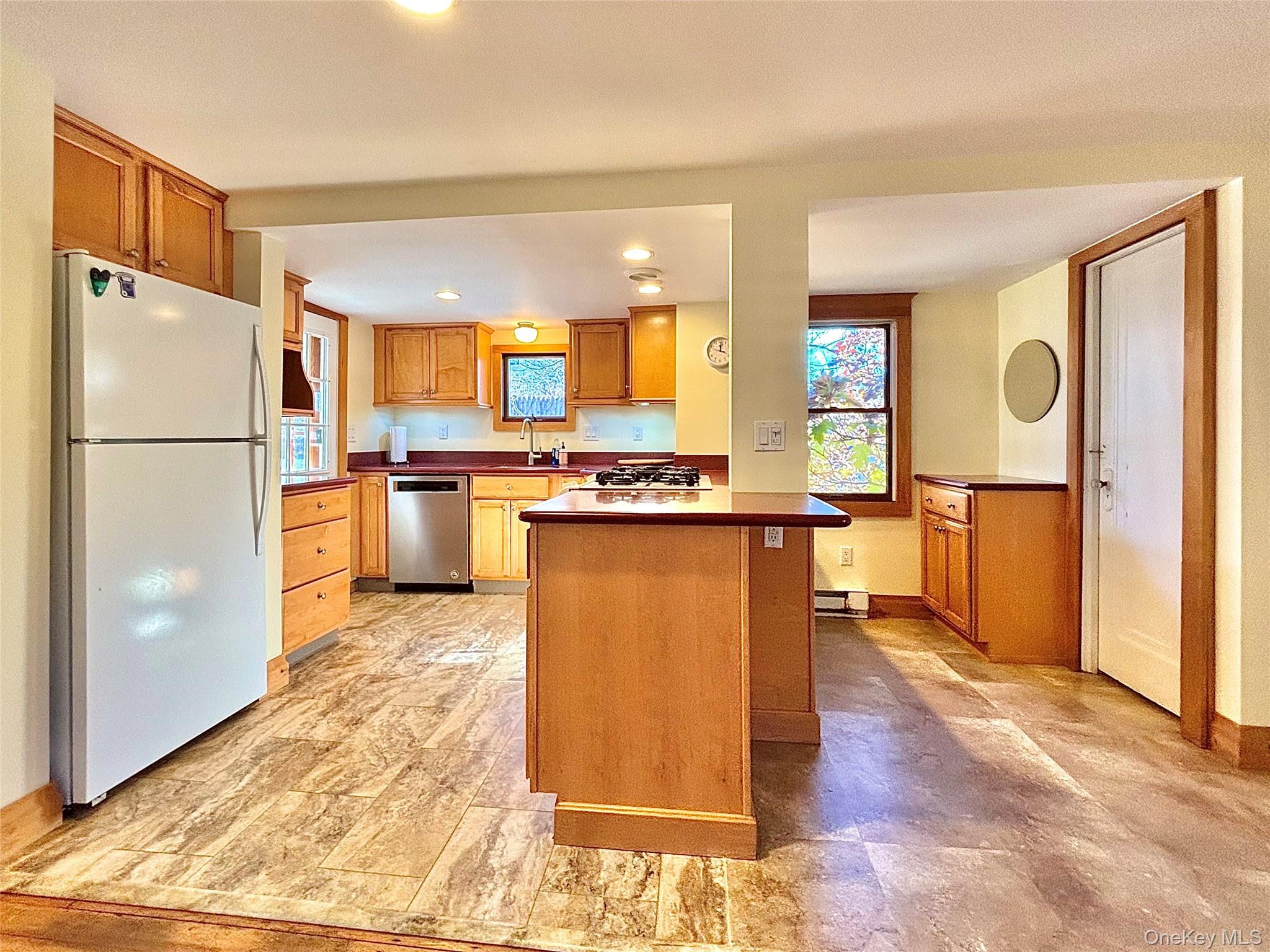 60 Livingston Street, Rhinebeck, NY 12572