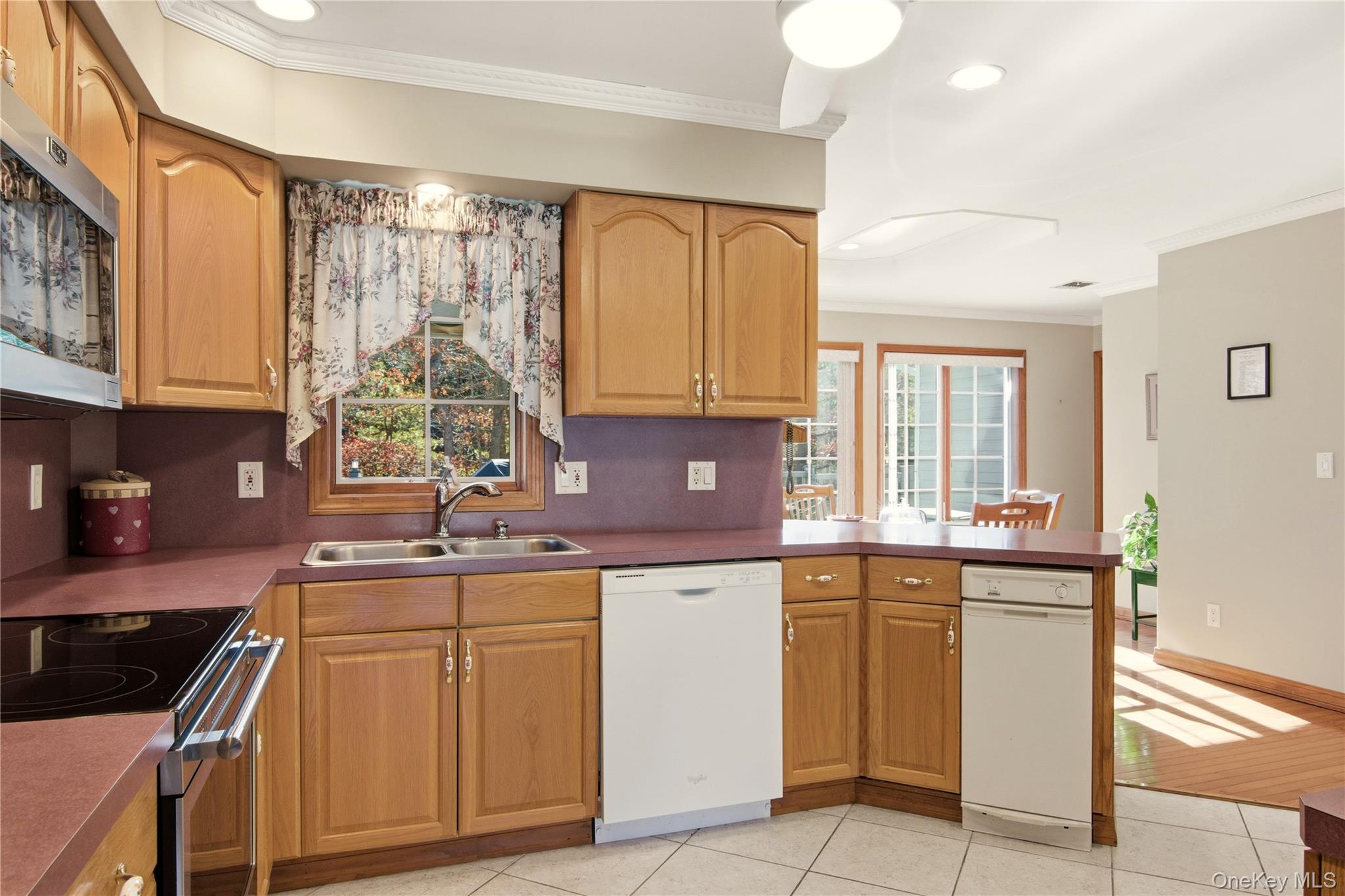 11 Vermont Avenue, Port Jefferson Station, NY 11776