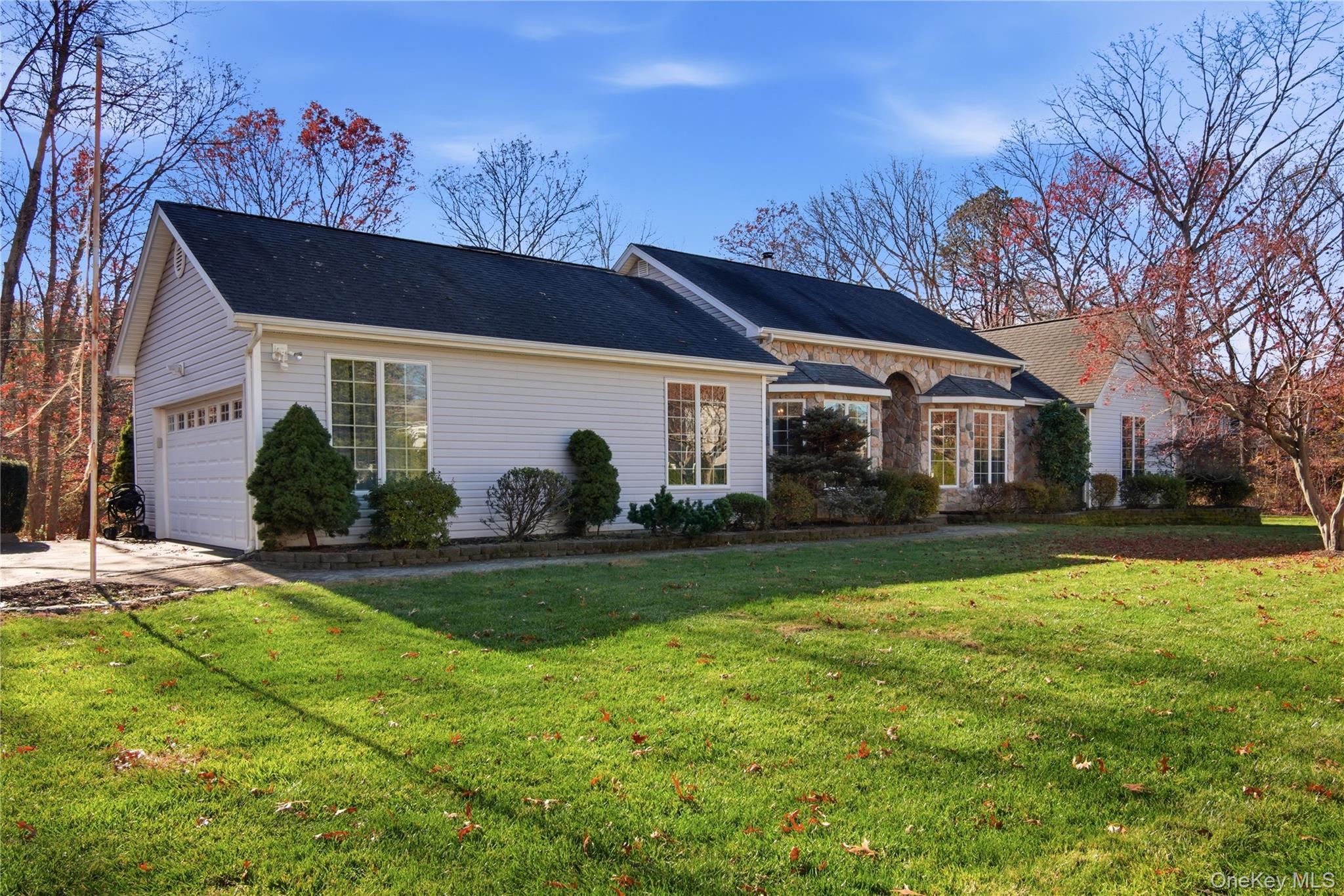 11 Vermont Avenue, Port Jefferson Station, NY 11776