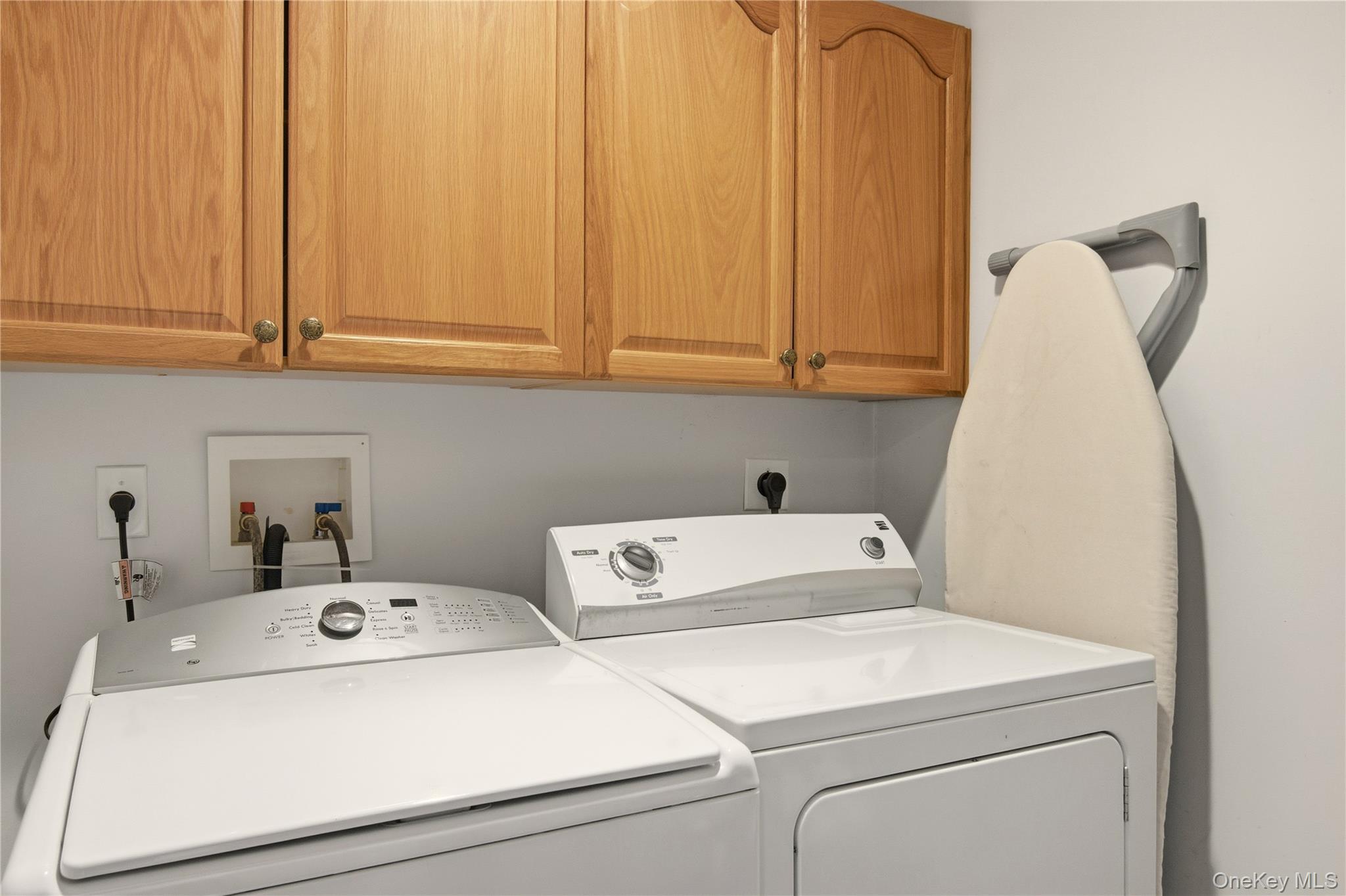 11 Vermont Avenue, Port Jefferson Station, NY 11776