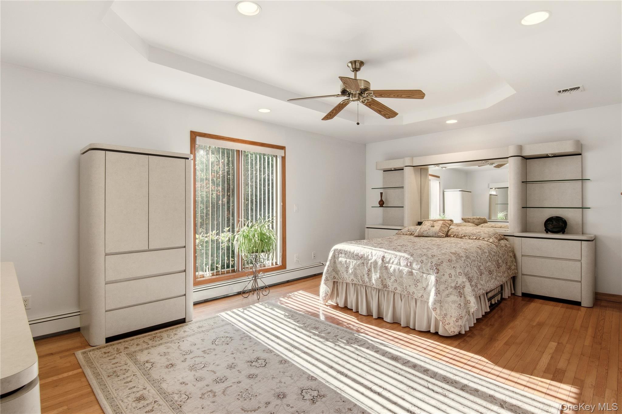 11 Vermont Avenue, Port Jefferson Station, NY 11776