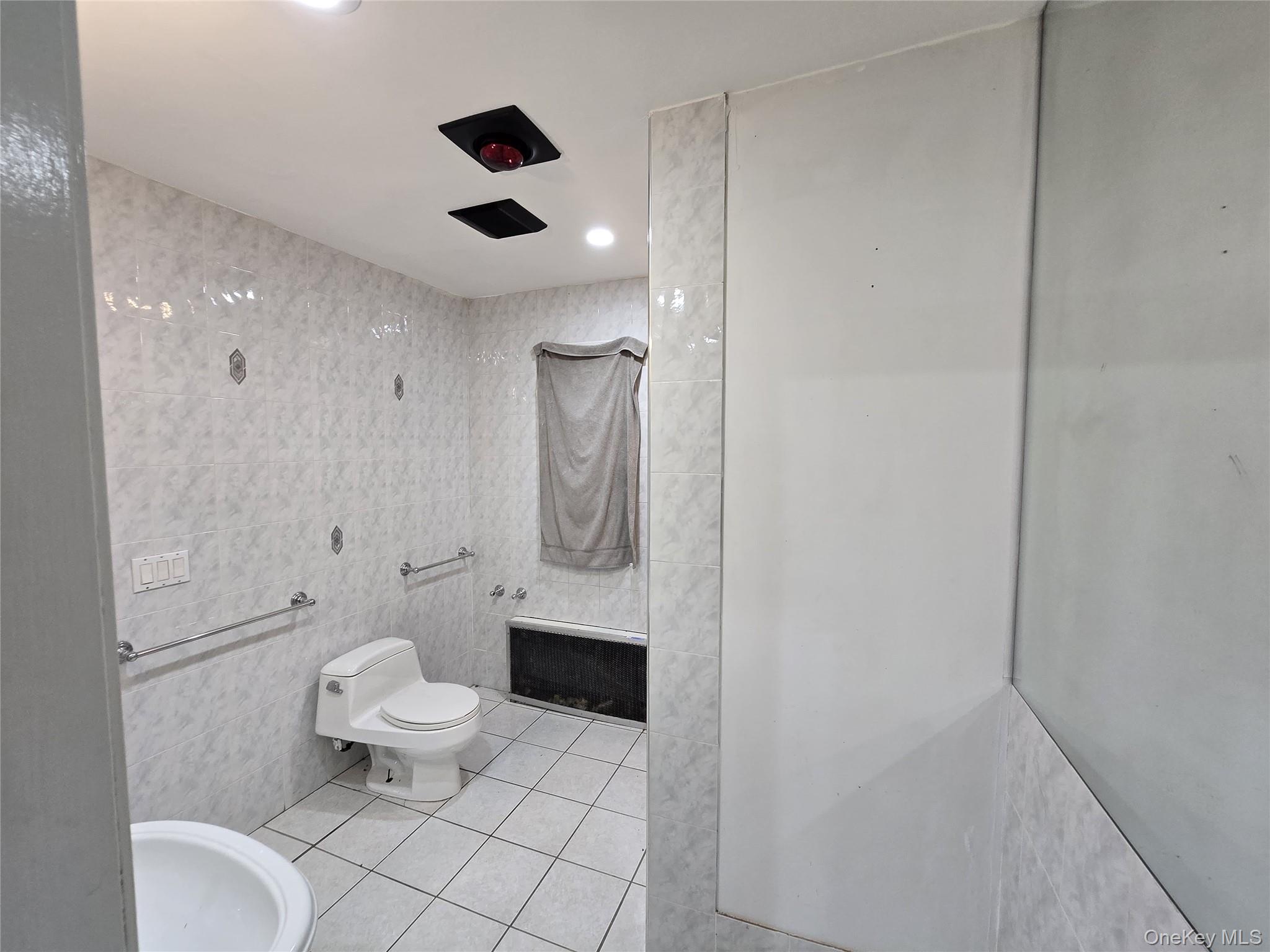 1433 Route 208, Washingtonville, NY 10992