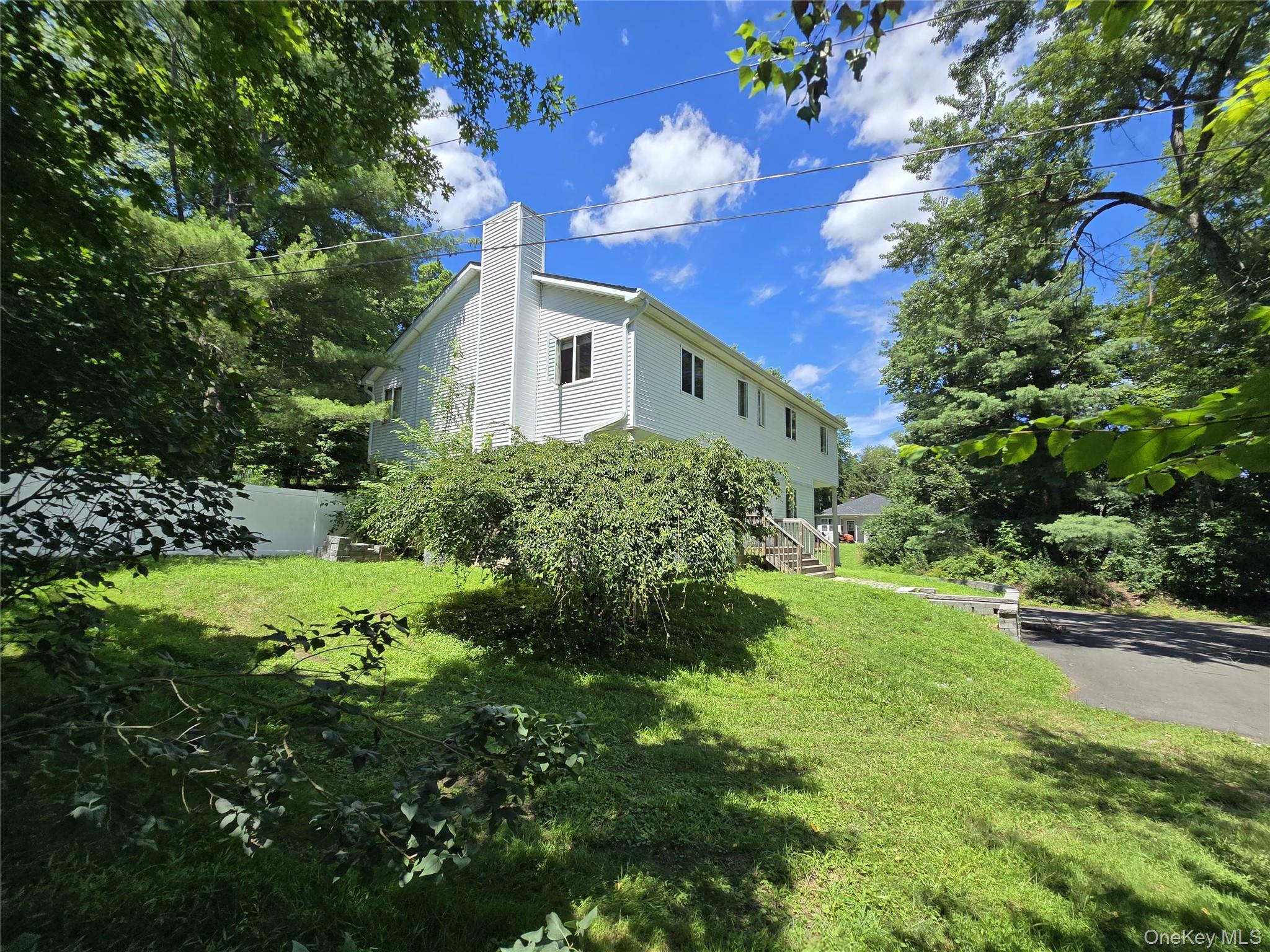 1433 Route 208, Washingtonville, NY 10992