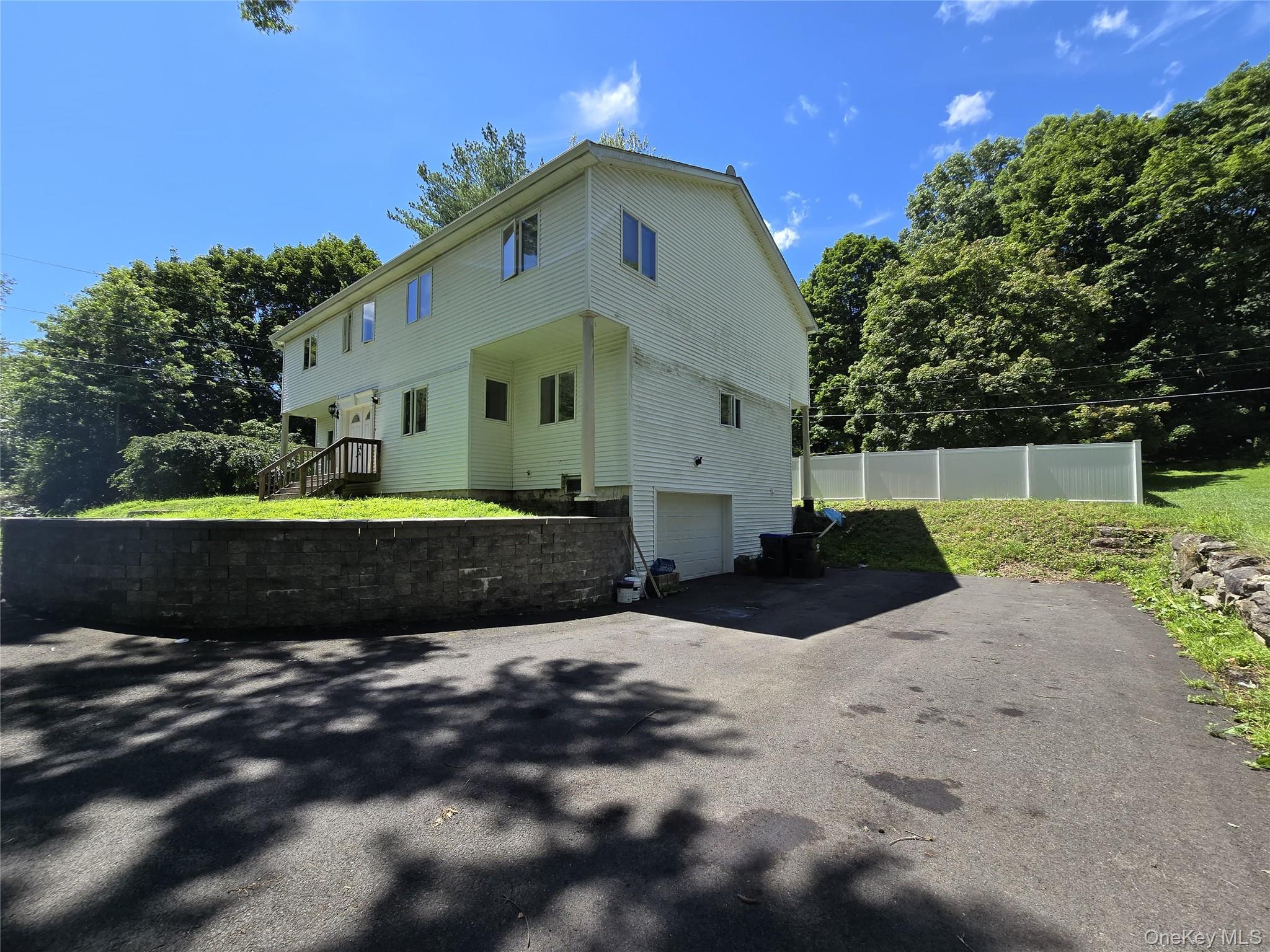 1433 Route 208, Washingtonville, NY 10992
