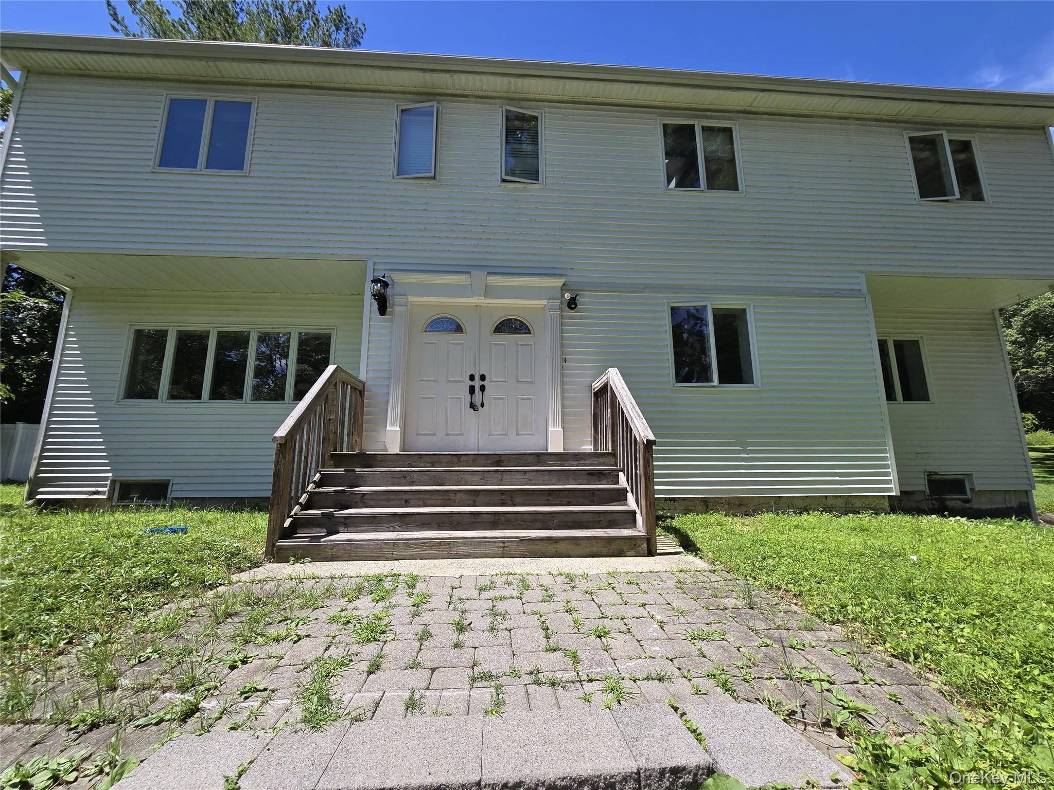 1433 Route 208, Washingtonville, NY 10992