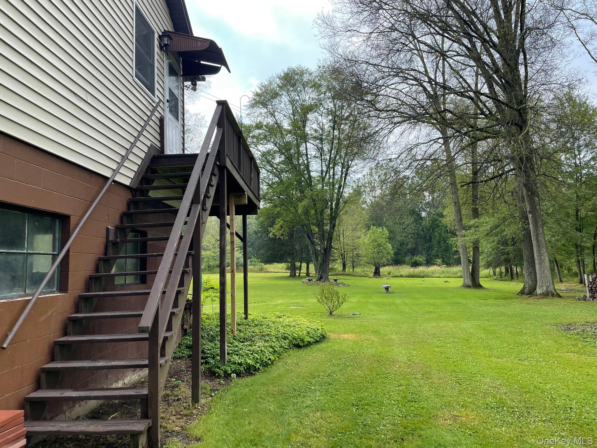 80 Mallory Lane # B, Pine Bush, NY 12566