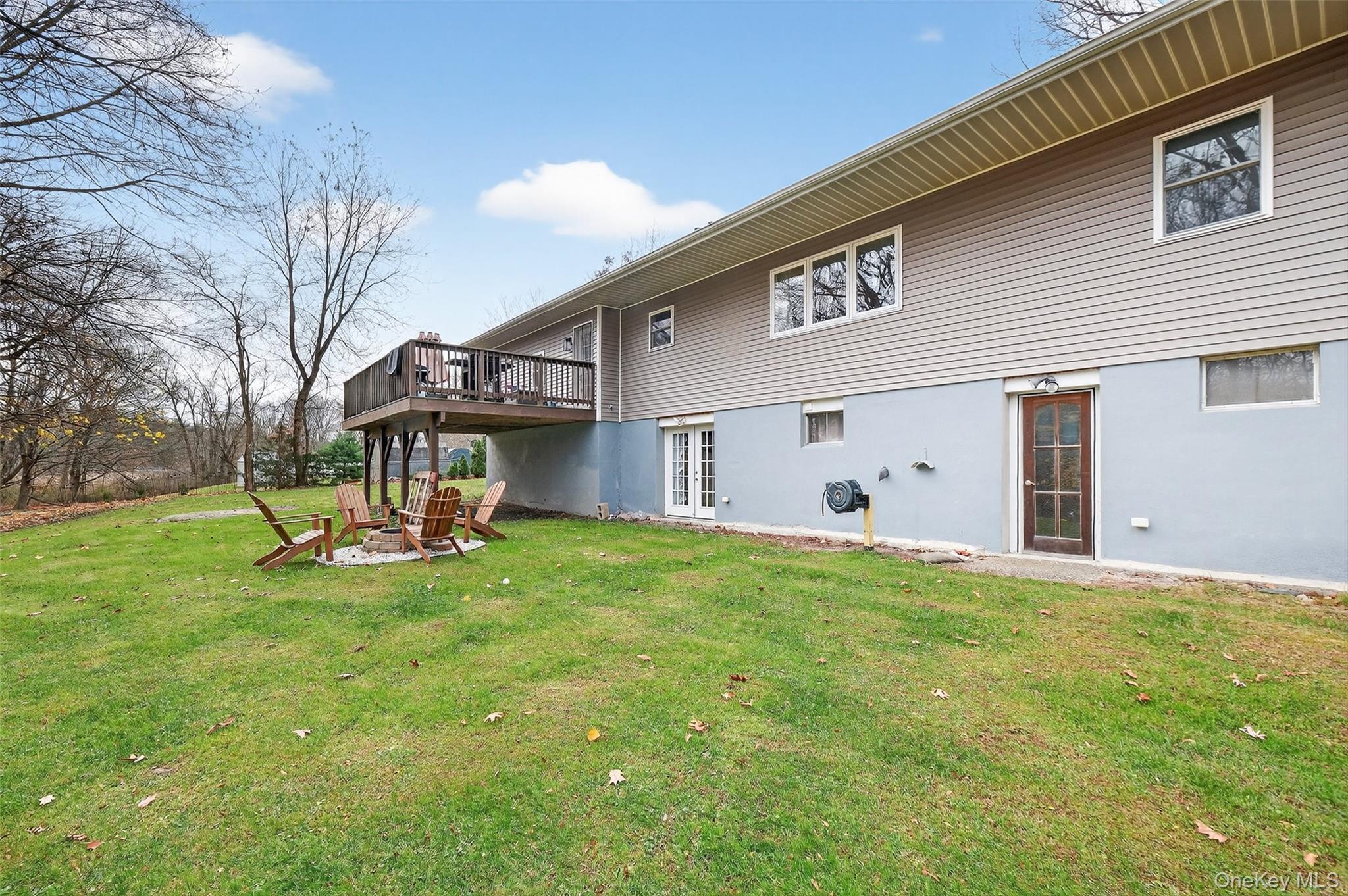 8 Ridge Road, Wallkill, NY 12589