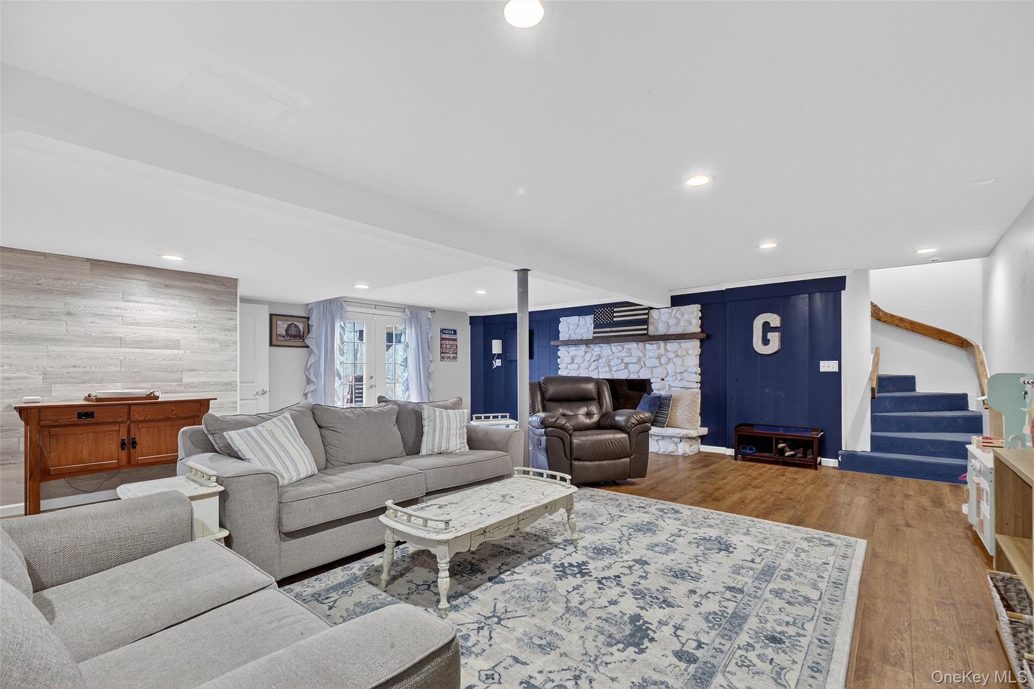 8 Ridge Road, Wallkill, NY 12589