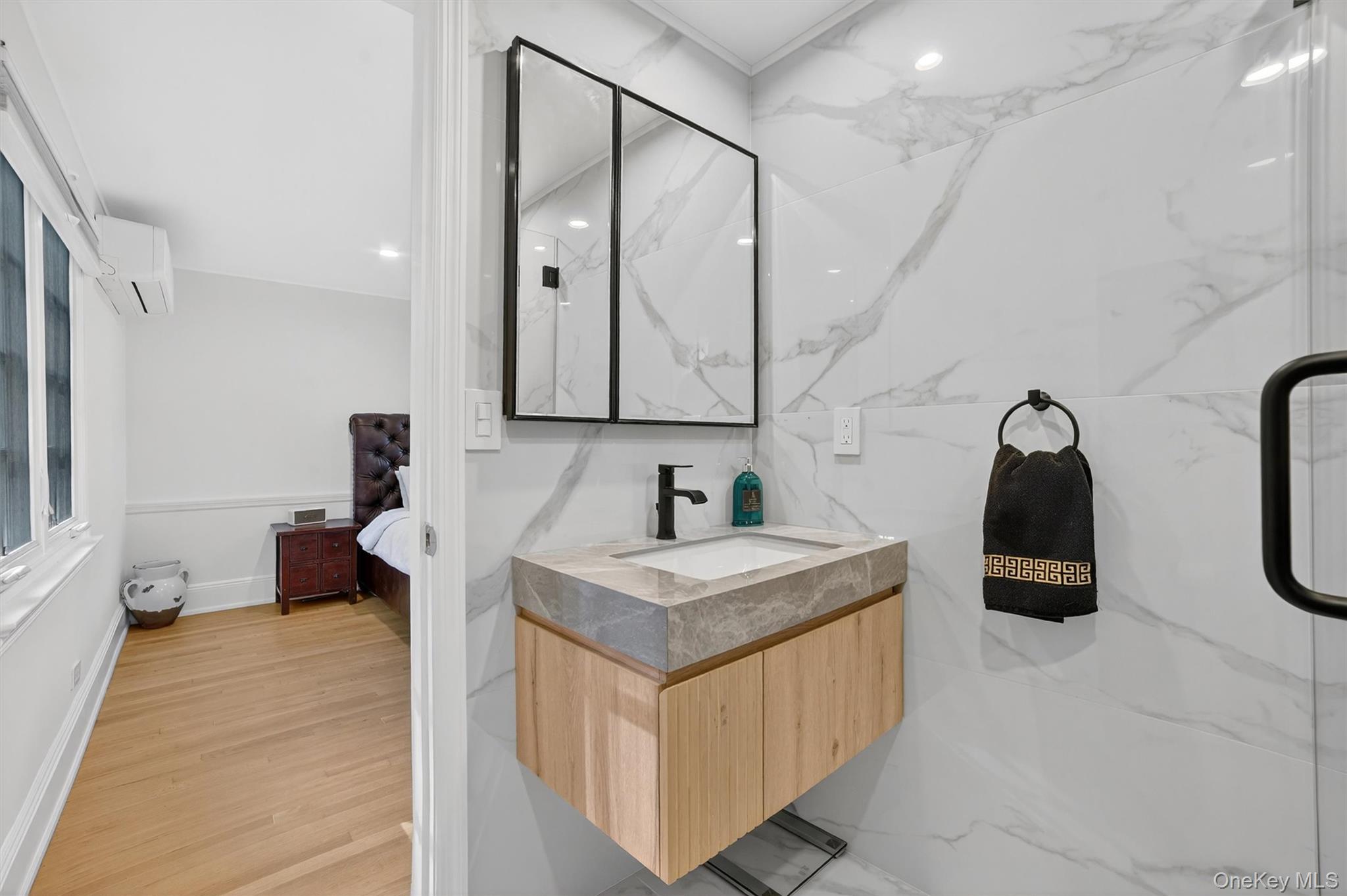 20 Whistler Road, Scarsdale, NY 10583