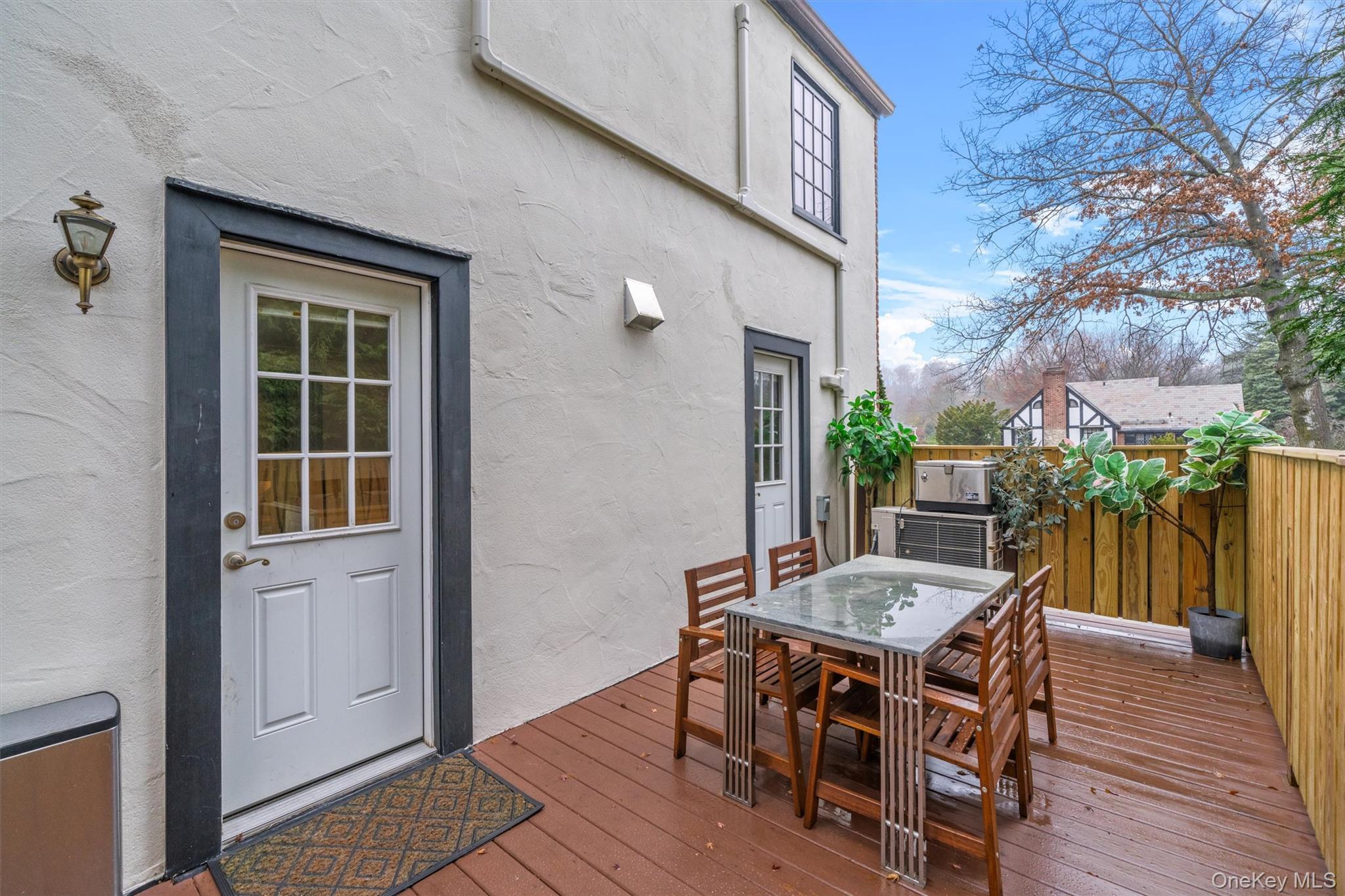 20 Whistler Road, Scarsdale, NY 10583