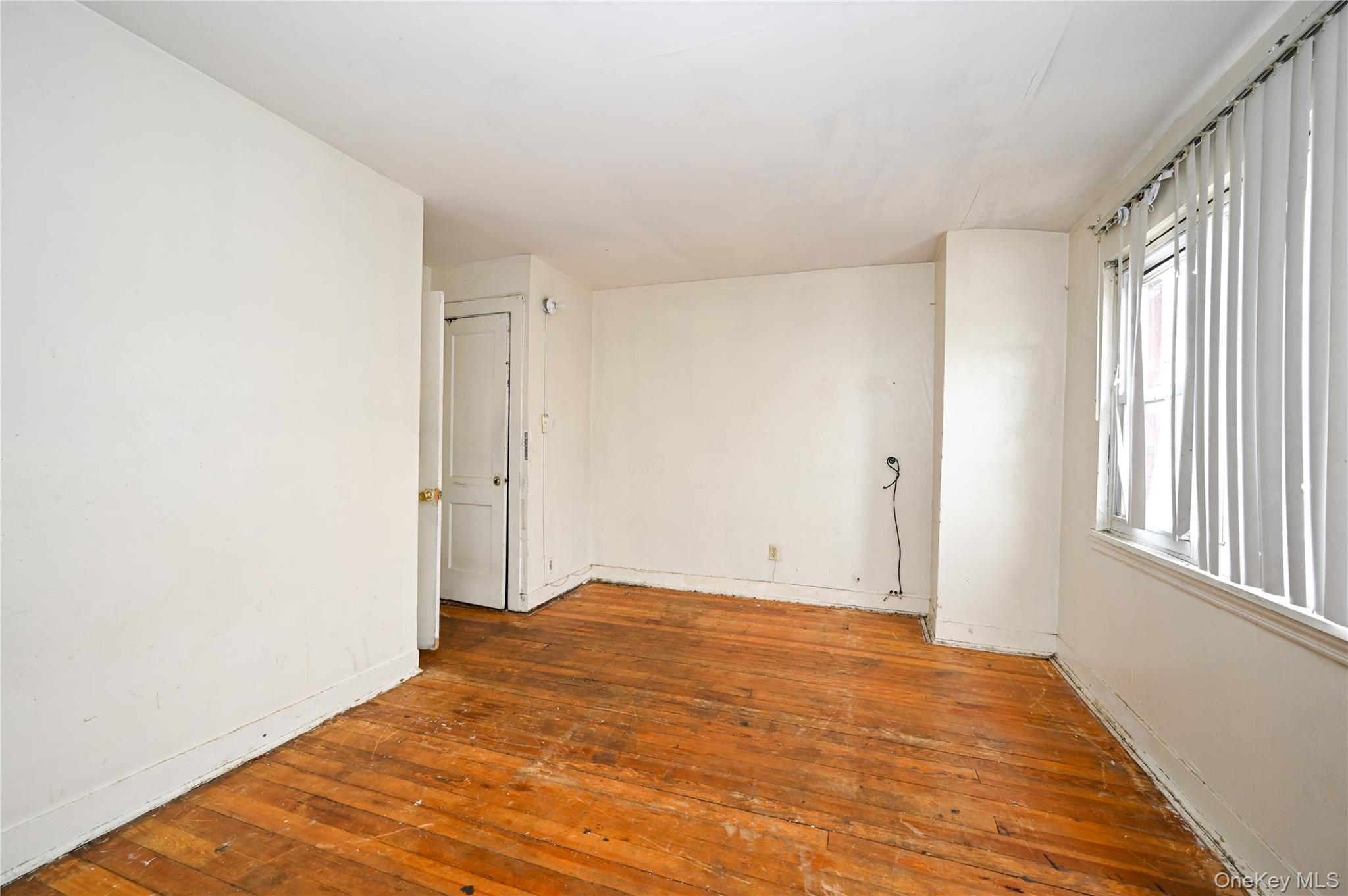 94-28 209th Street, Queens Village, NY 11428