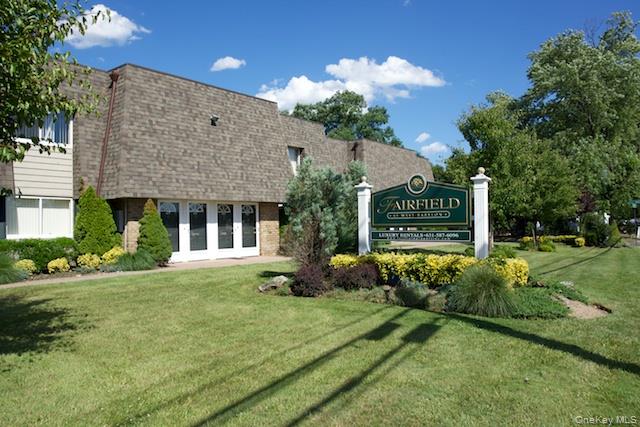 475 Little East Neck Road # L467, West Babylon, NY 11704