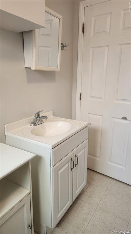 611 Park ave # Lower Level 5 steps down, Long Beach, NY 11561