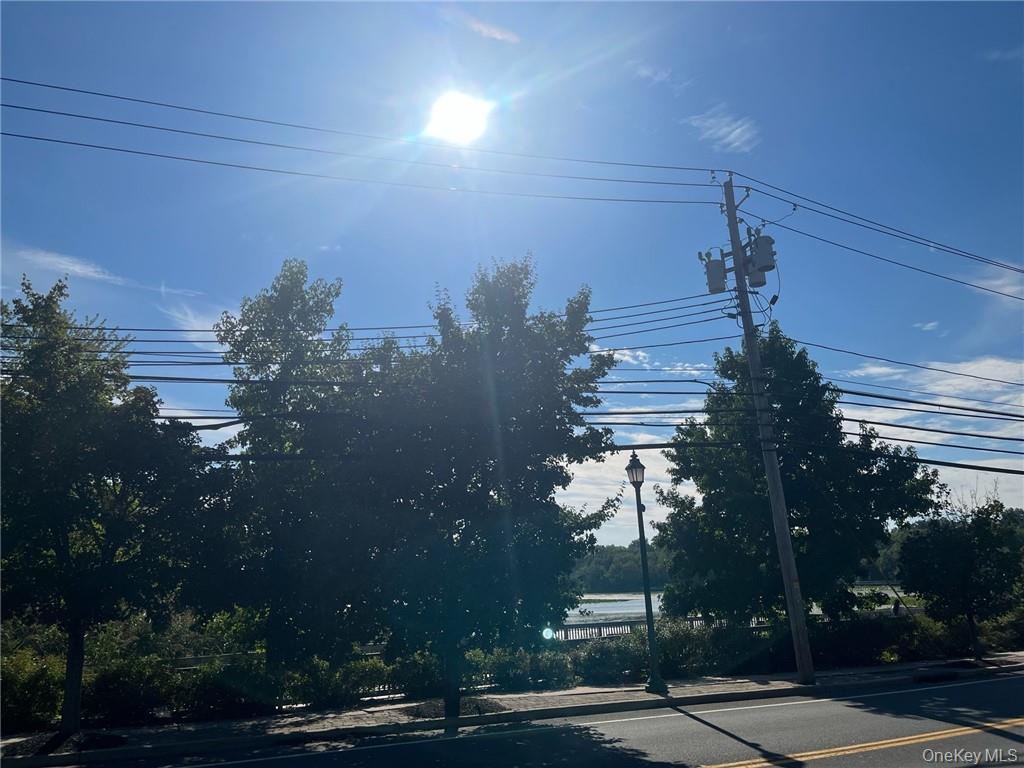 100 Lake Road # 8, Congers, NY 10920