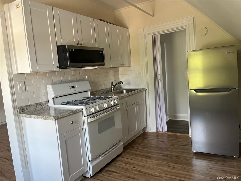 100 Lake Road # 8, Congers, NY 10920