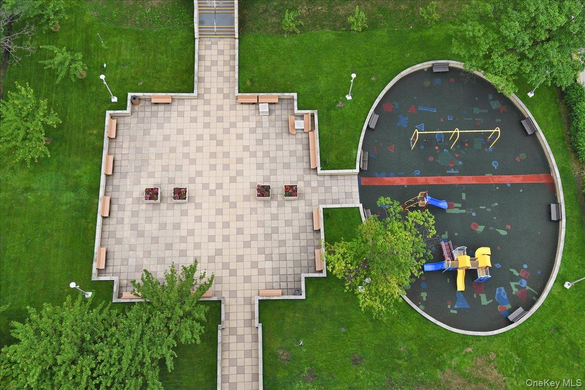 66-36 Yellowstone Boulevard # 4-A, Forest Hills, NY 11375