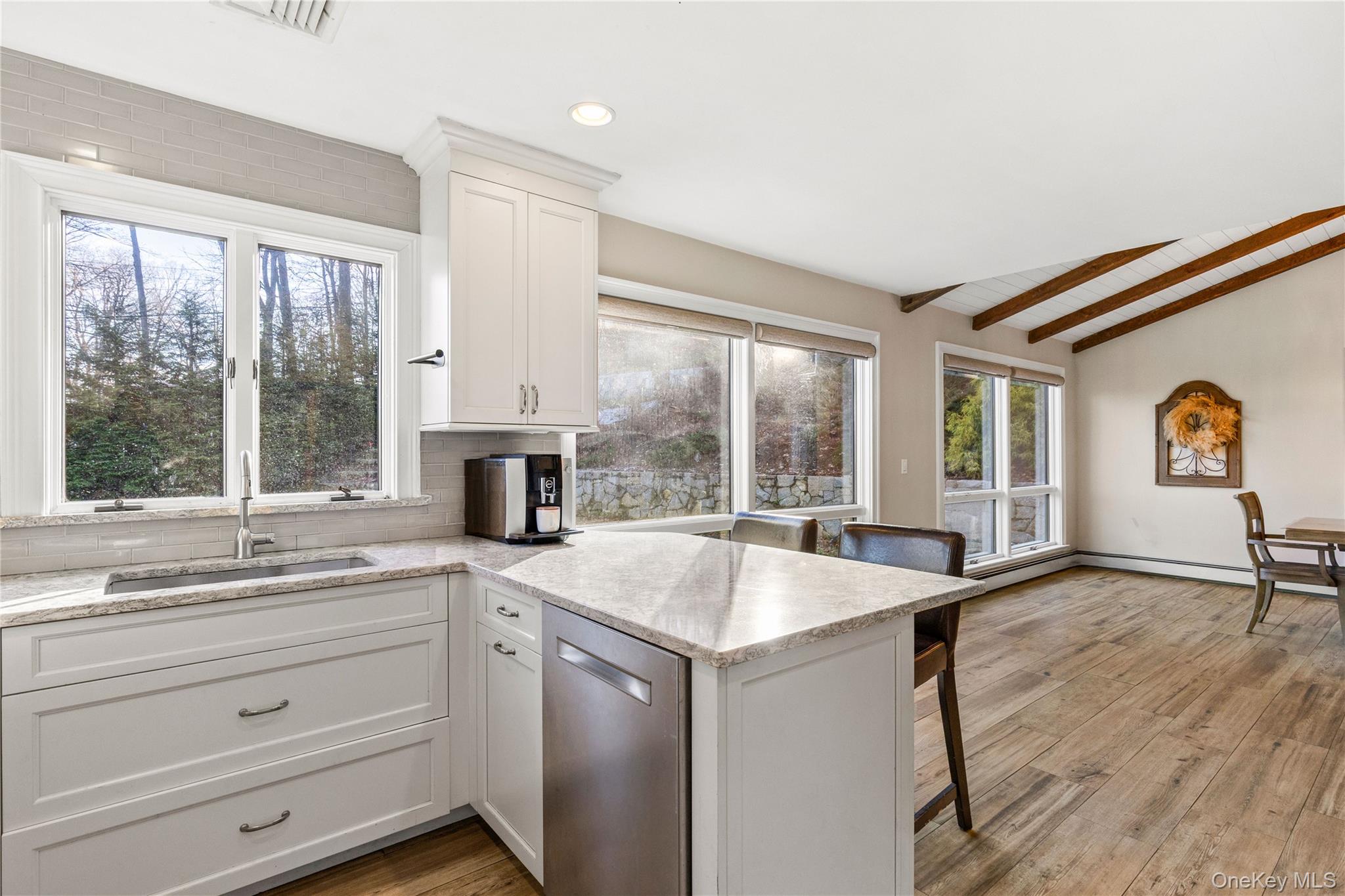 16 Highclere Lane # A, Valhalla, NY 10595