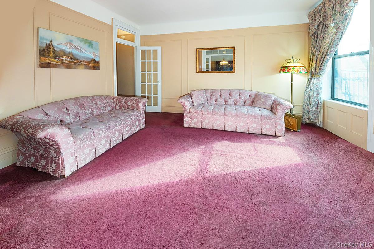 137 W 142nd Street #2D , # 2D, New York (Manhattan), NY 10030