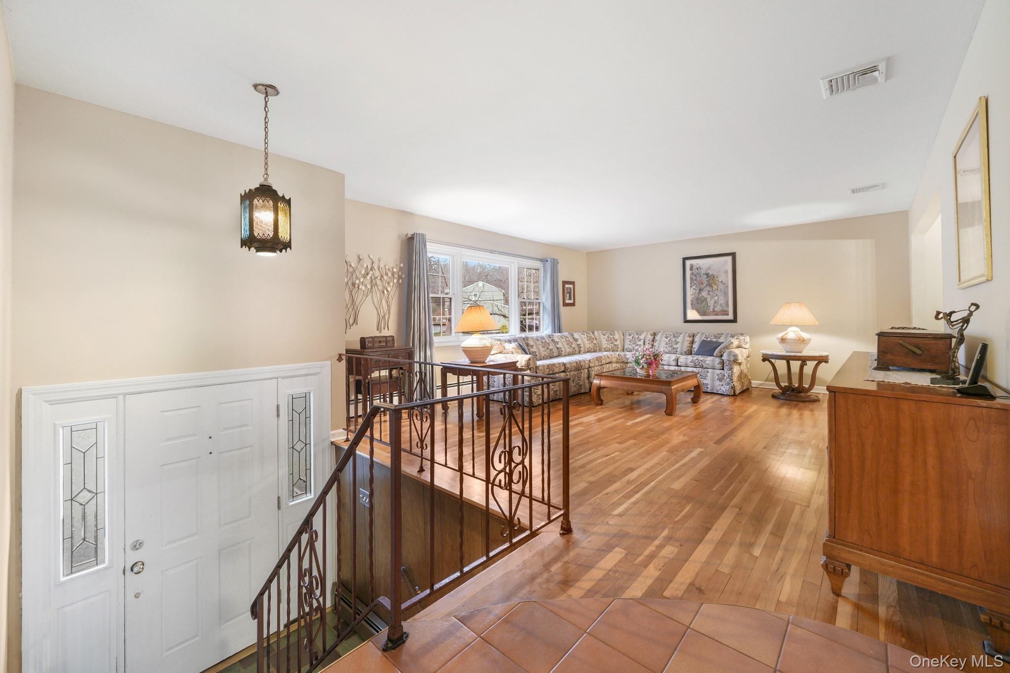 15 Marget Ann Lane, Montebello, NY 10901