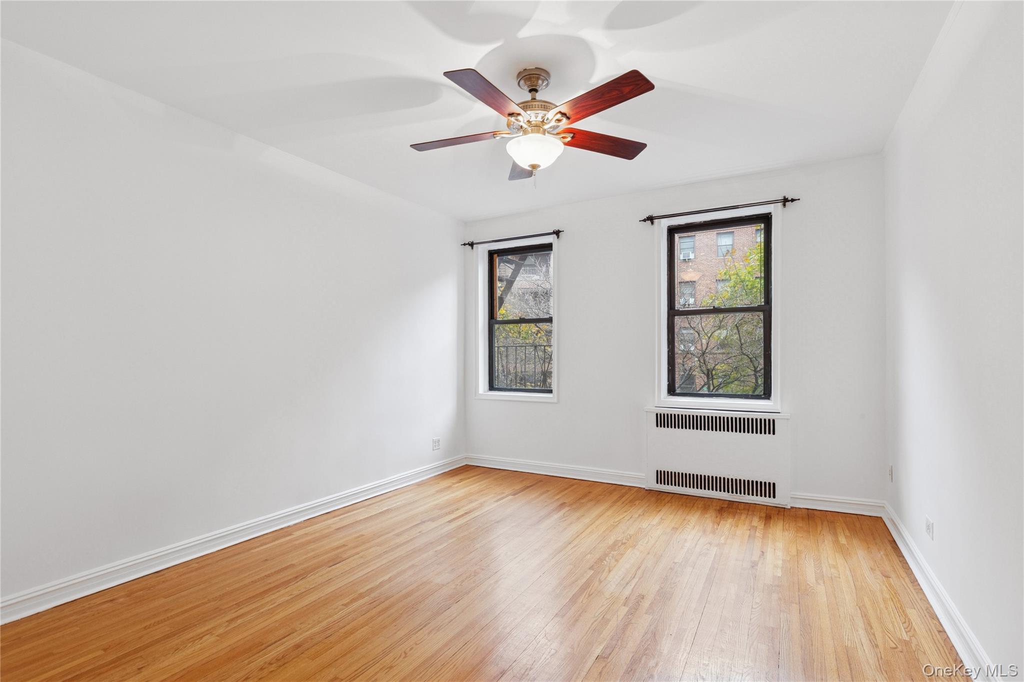 69-40 Yellowstone Boulevard # #121, Forest Hills, NY 11375