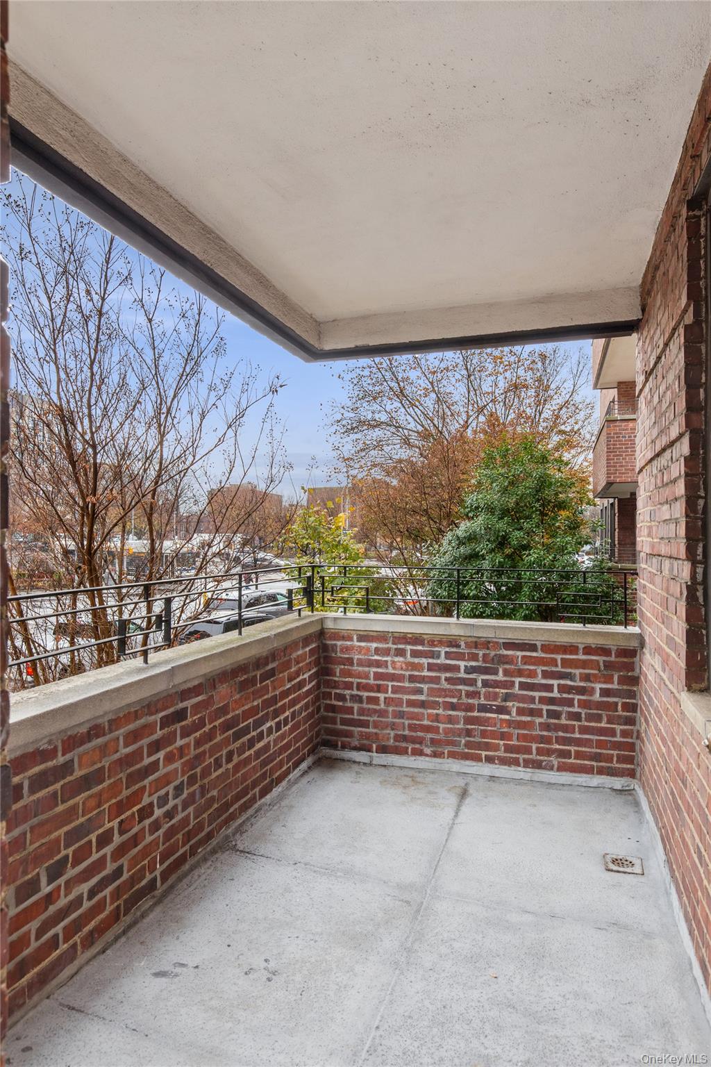 69-40 Yellowstone Boulevard # #121, Forest Hills, NY 11375