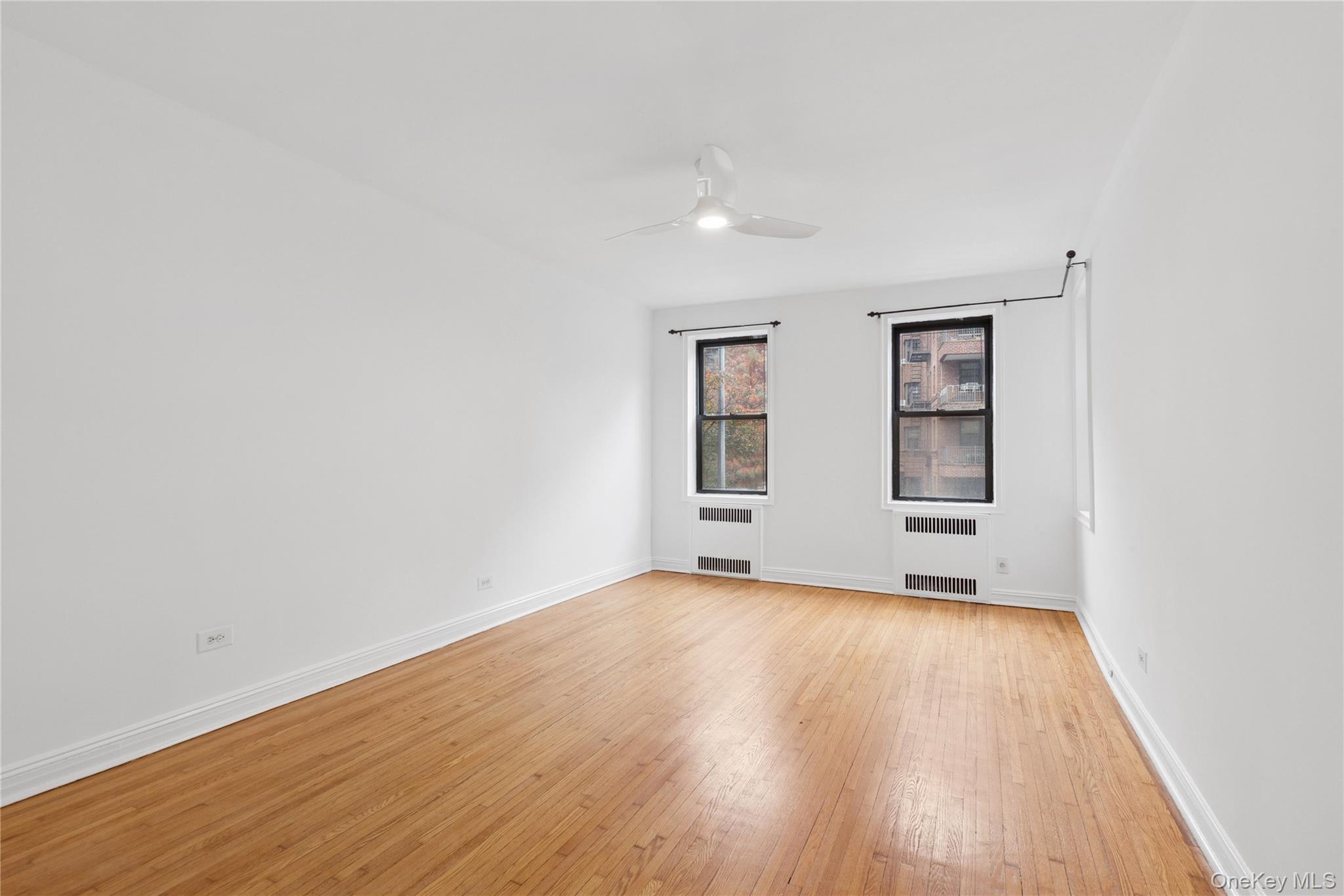 69-40 Yellowstone Boulevard # #121, Forest Hills, NY 11375