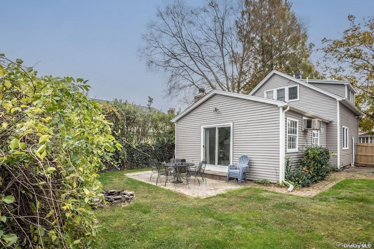 2 Elm Place, Glen Head, NY 11545